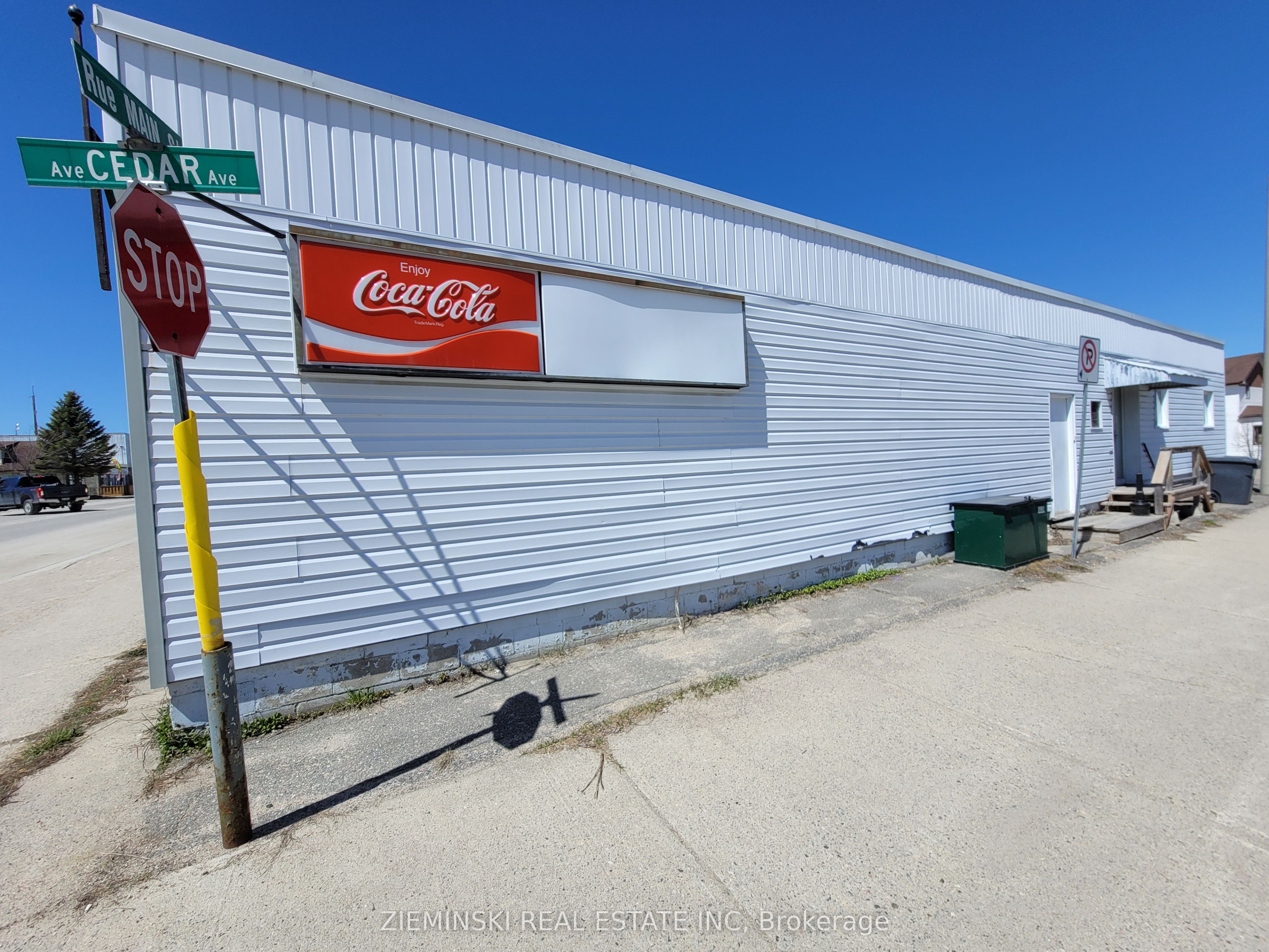 190 Main Street Property Photo 23