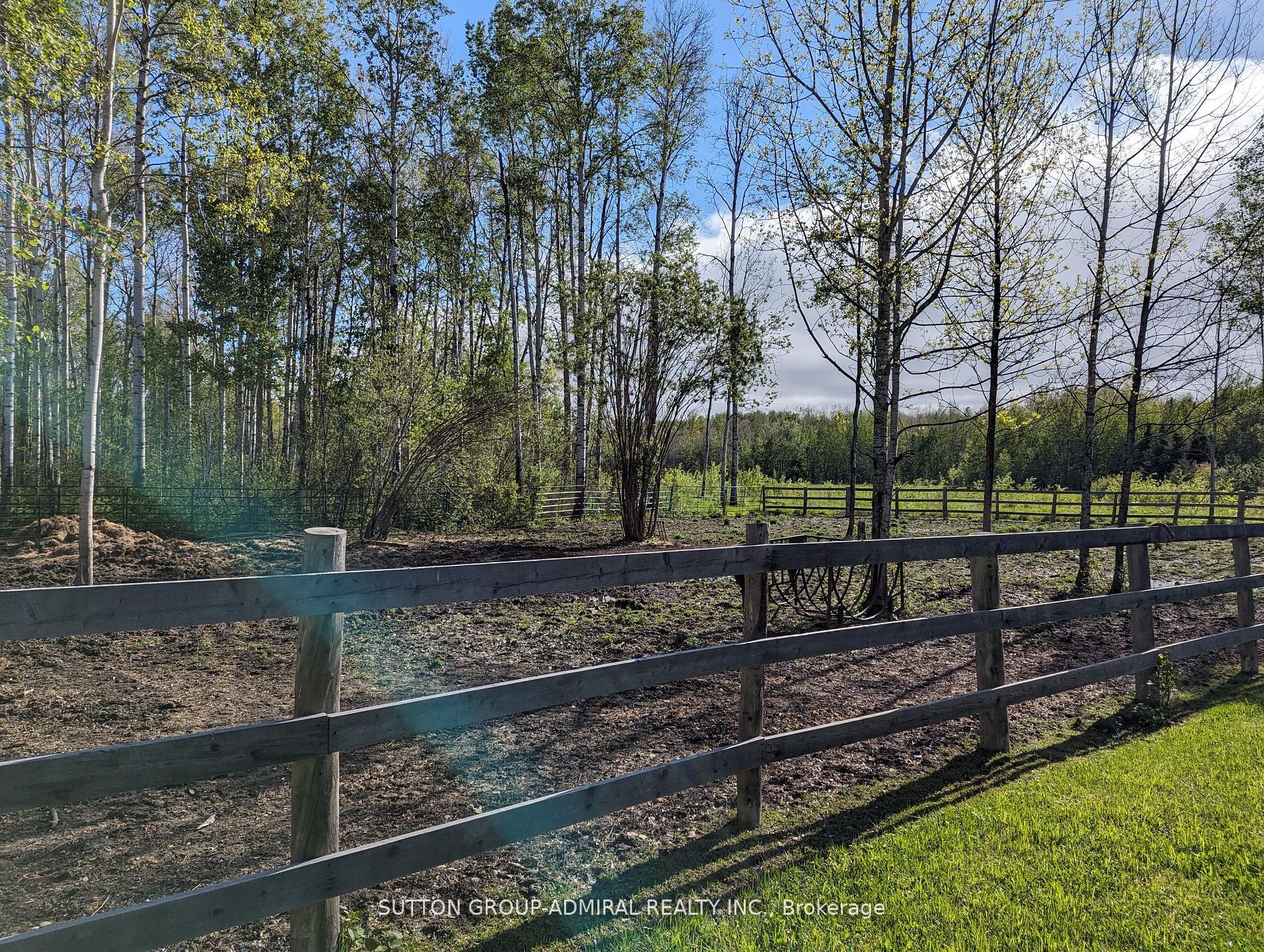 227005 Brentha Road Property Photo 9