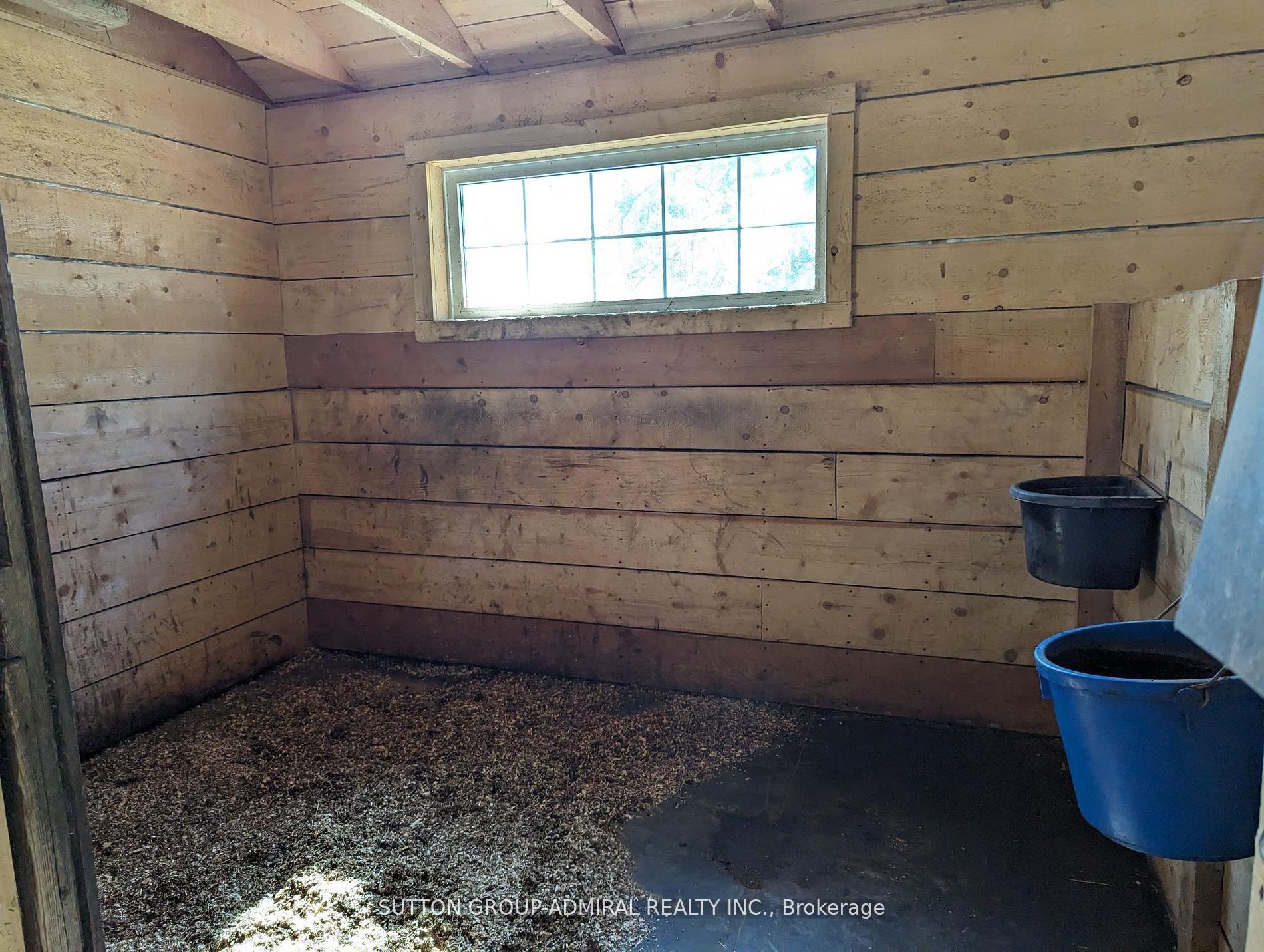 227005 Brentha Road Property Photo 34