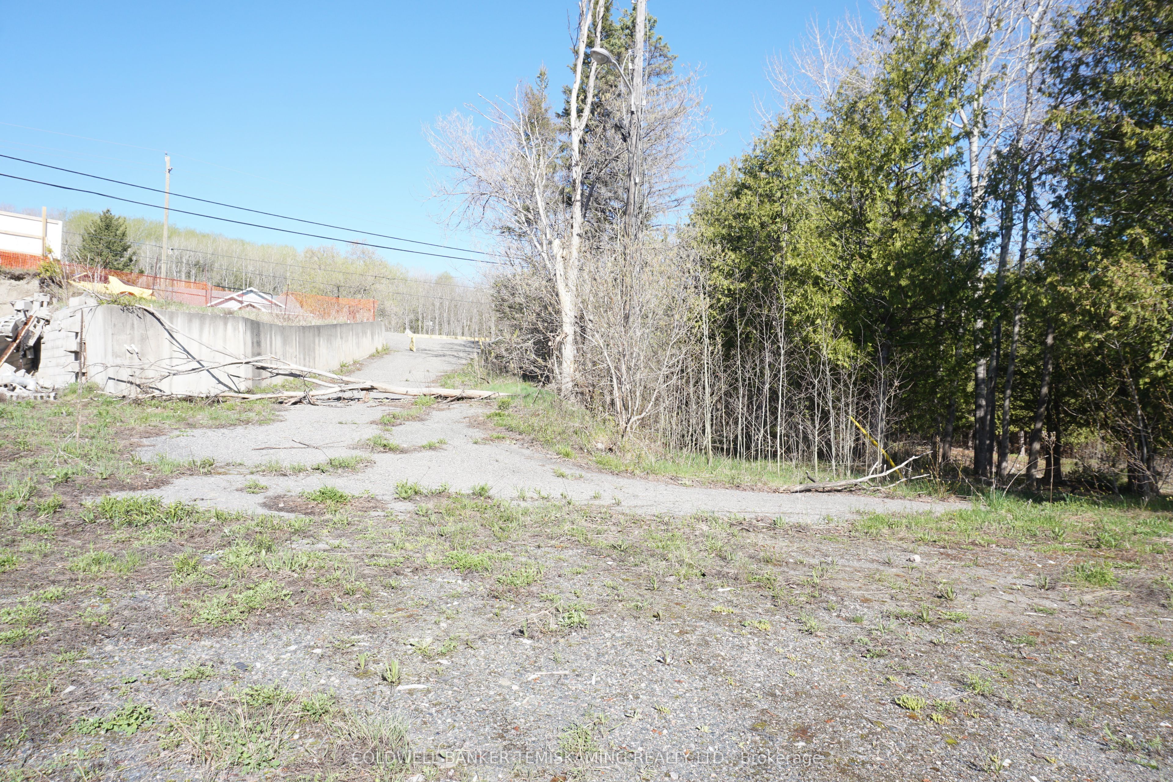 1467 Lakeshore Road S Property Photo 18