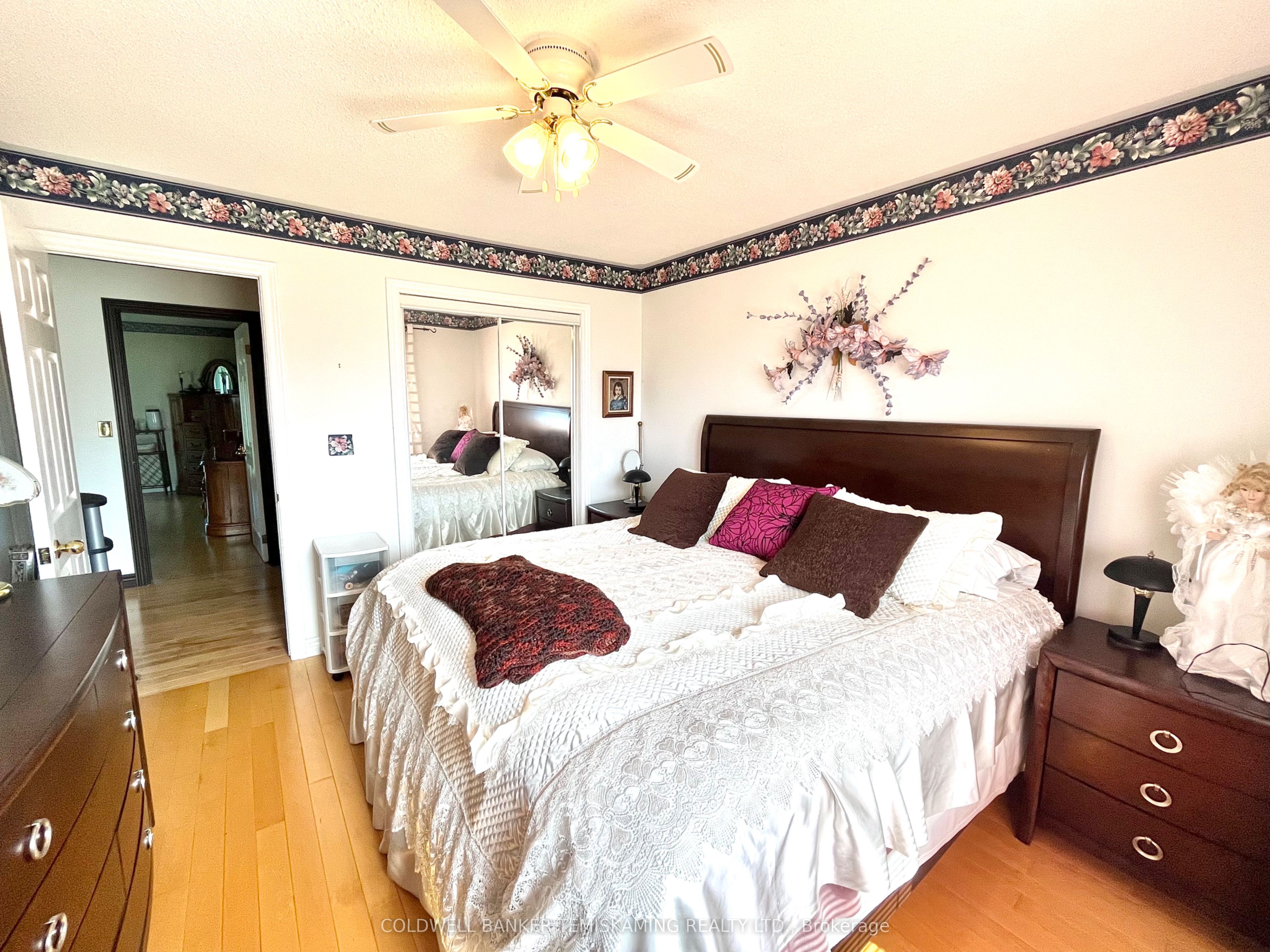 8 Michael Street Property Photo 19