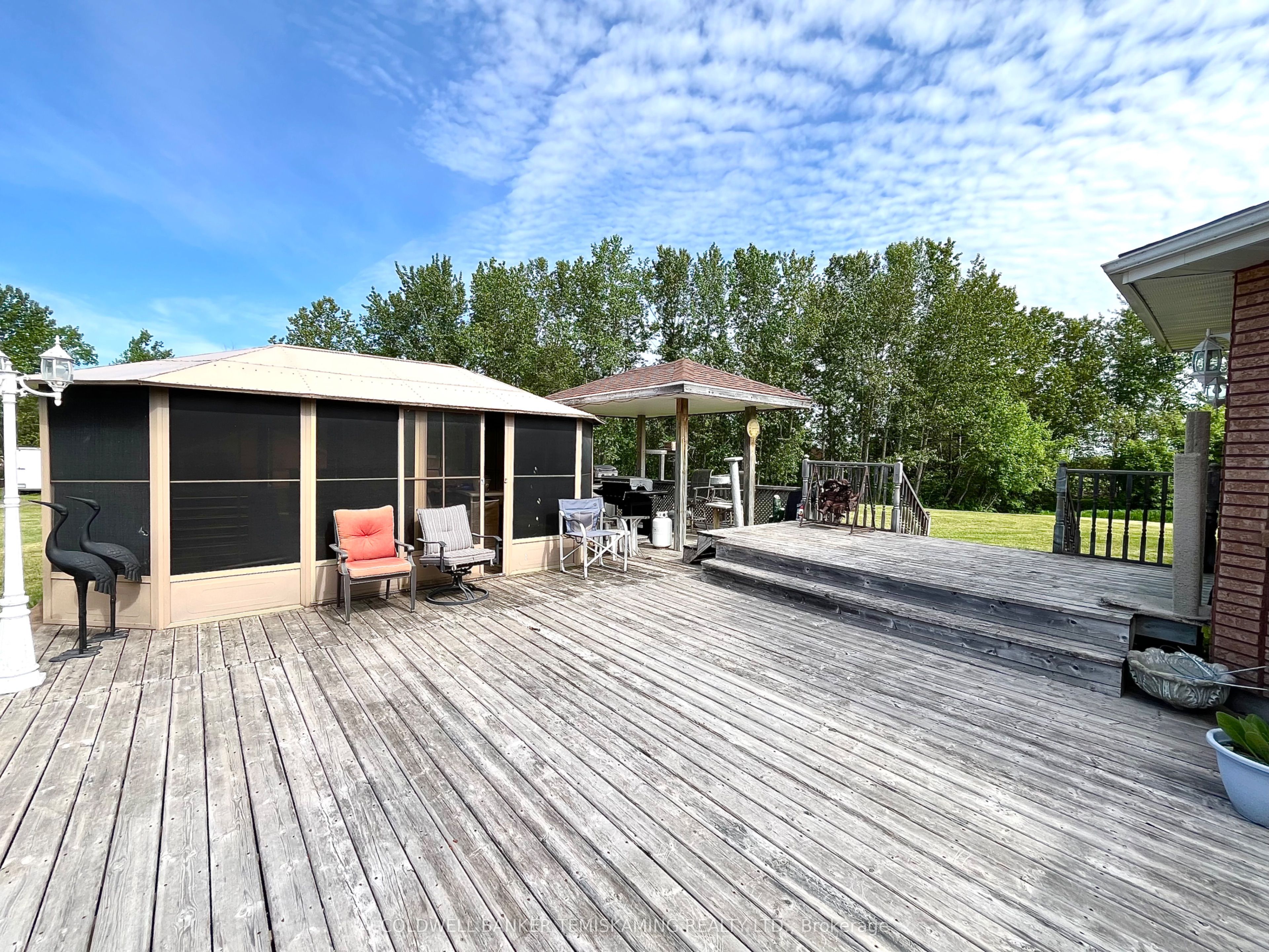 8 Michael Street Property Photo 37