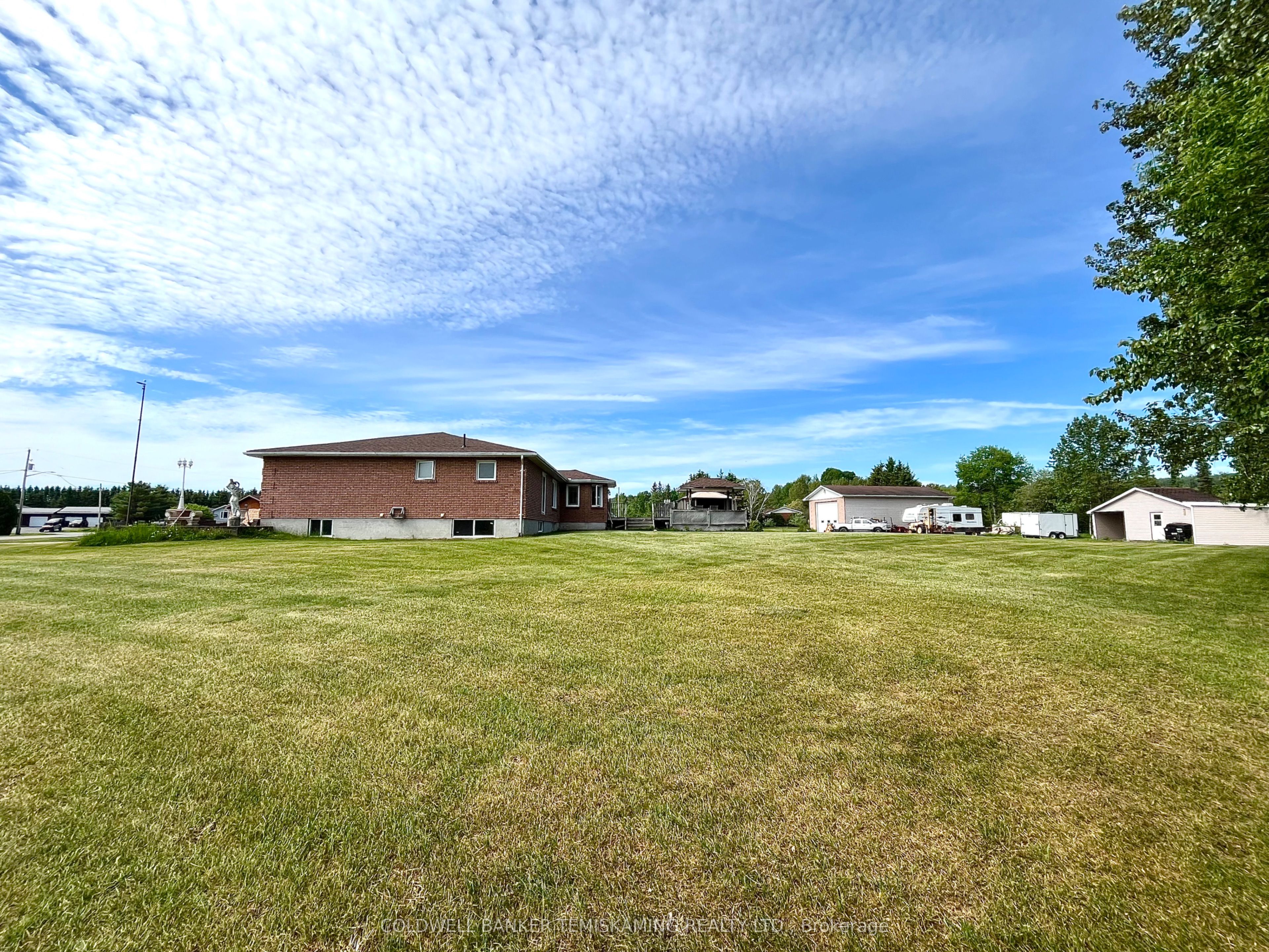 8 Michael Street Property Photo 42