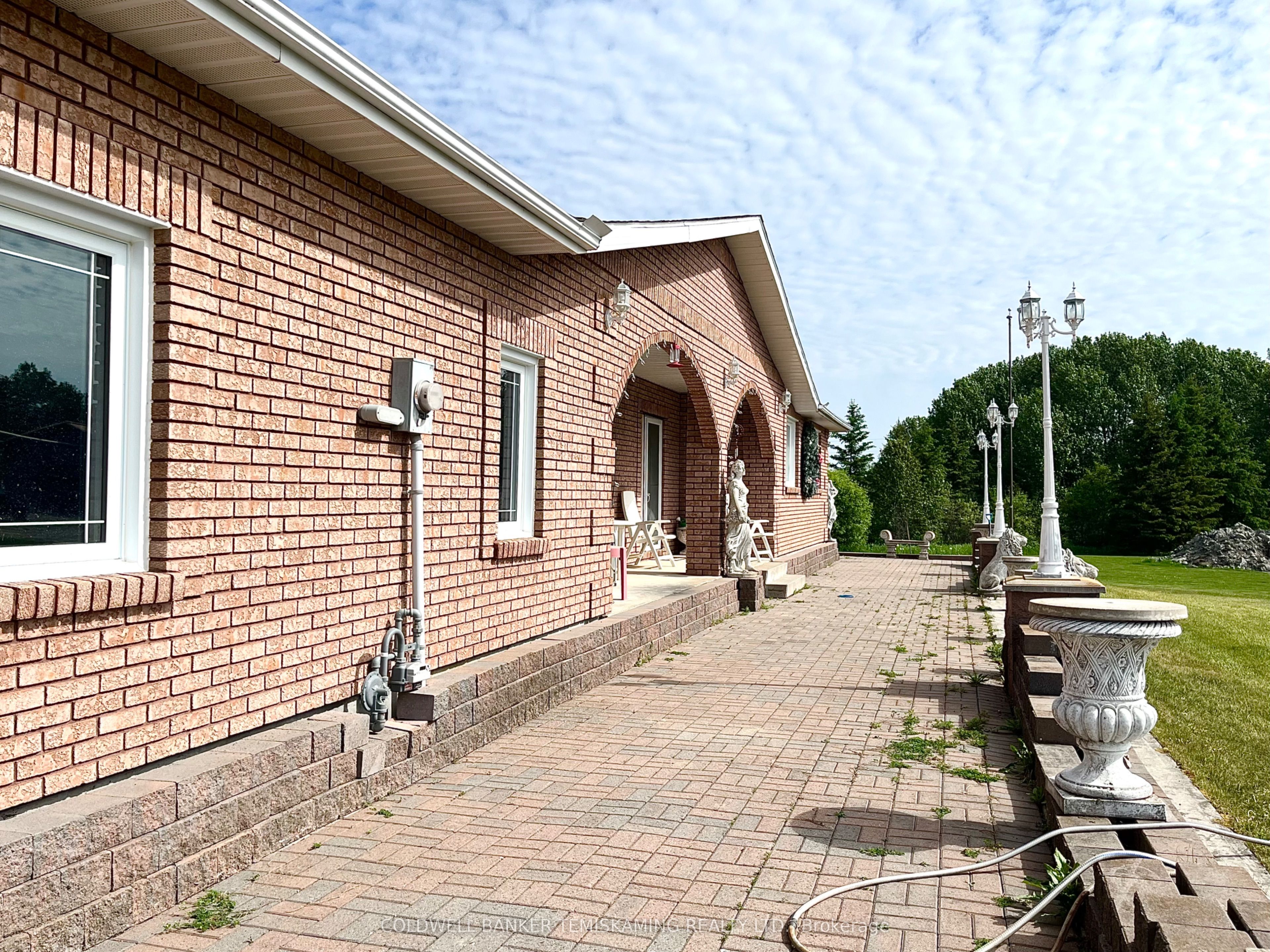 8 Michael Street Property Photo 43