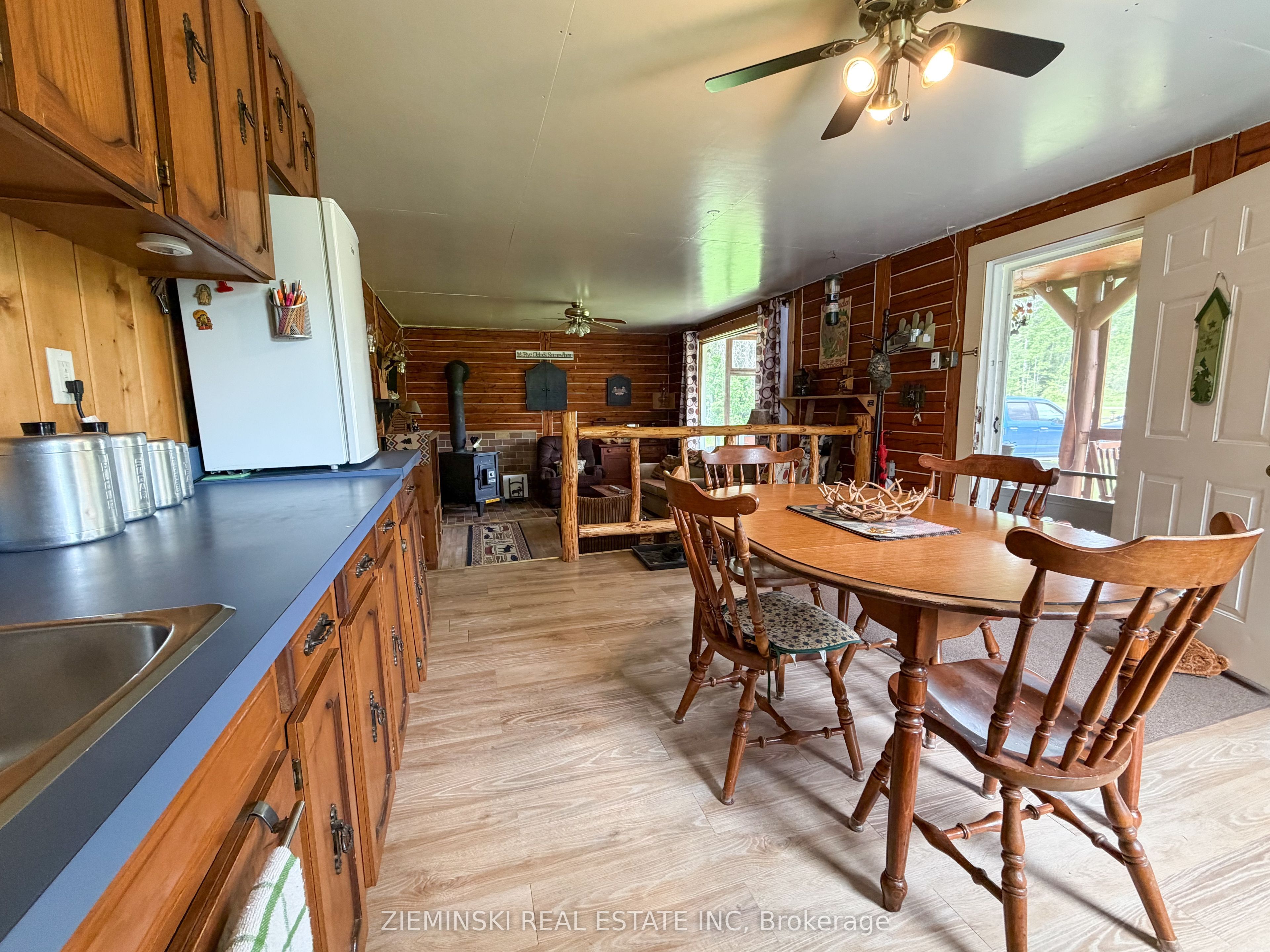 22 Rapids Avenue Property Photo 4