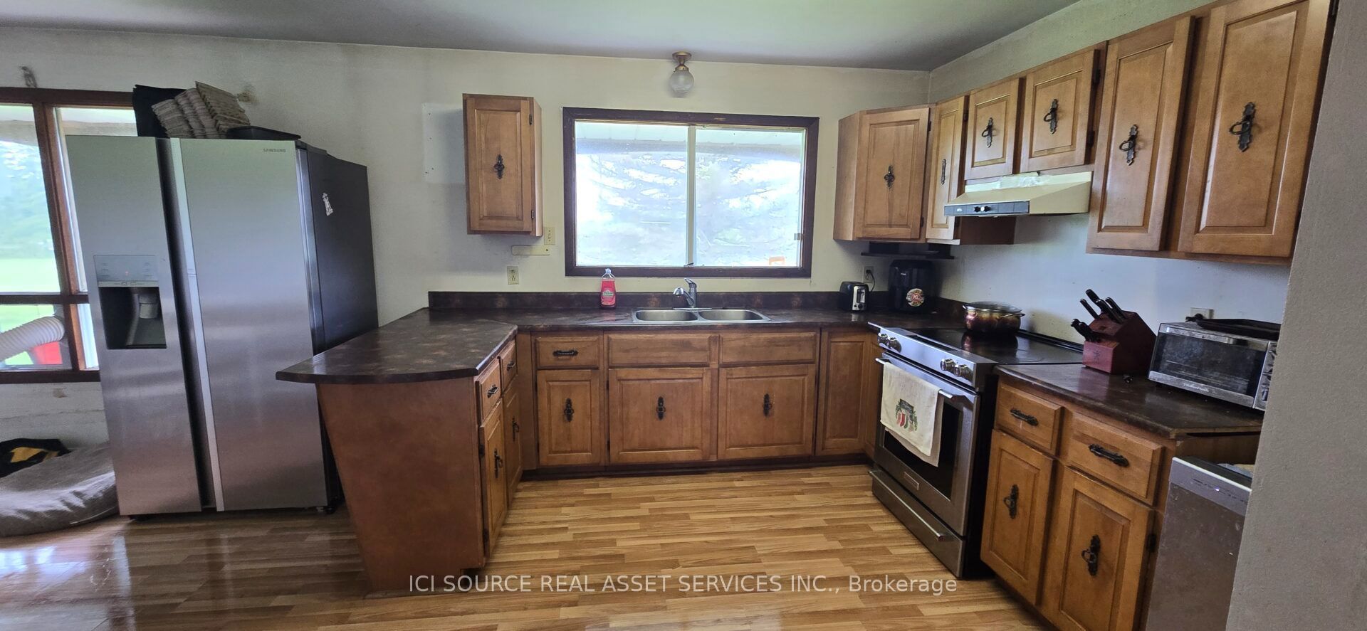 1527 Highway 11 W Property Photo 7