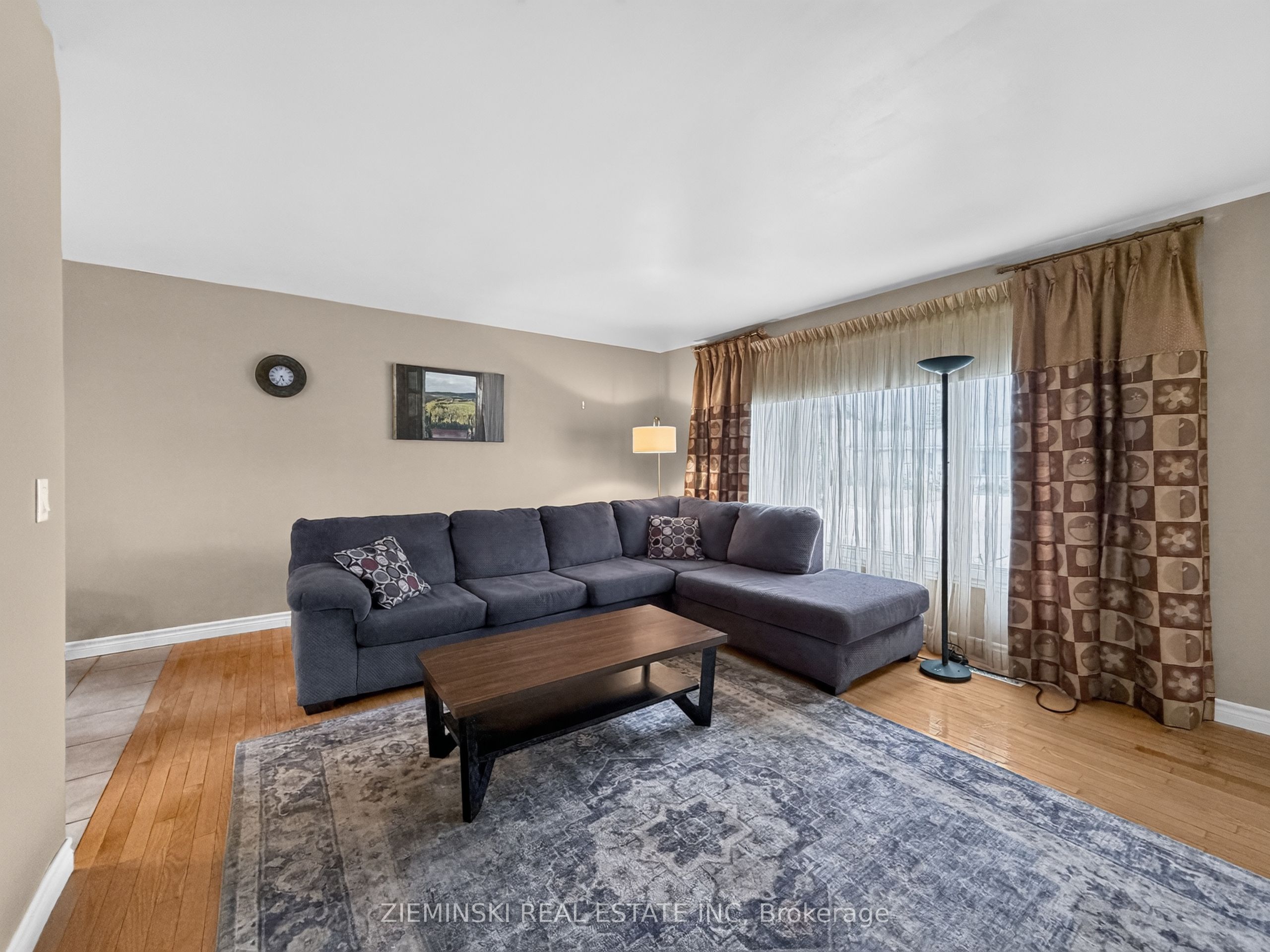 374 Nosov Drive Property Photo 11