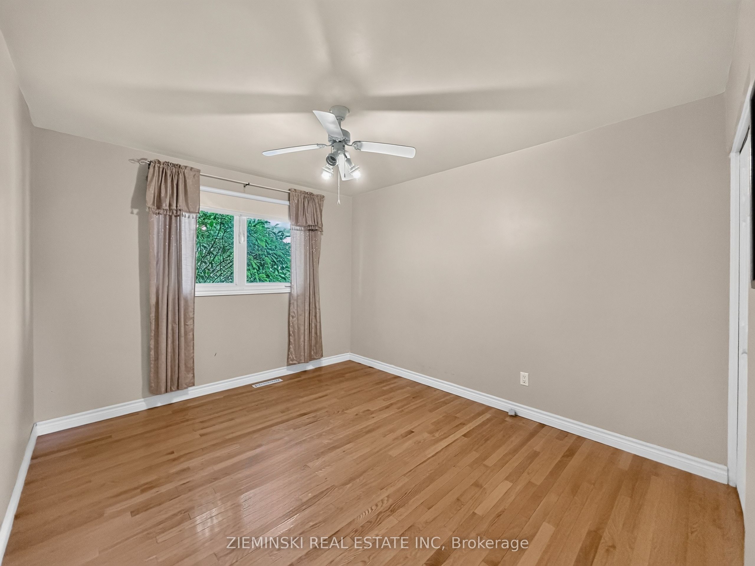 374 Nosov Drive Property Photo 12