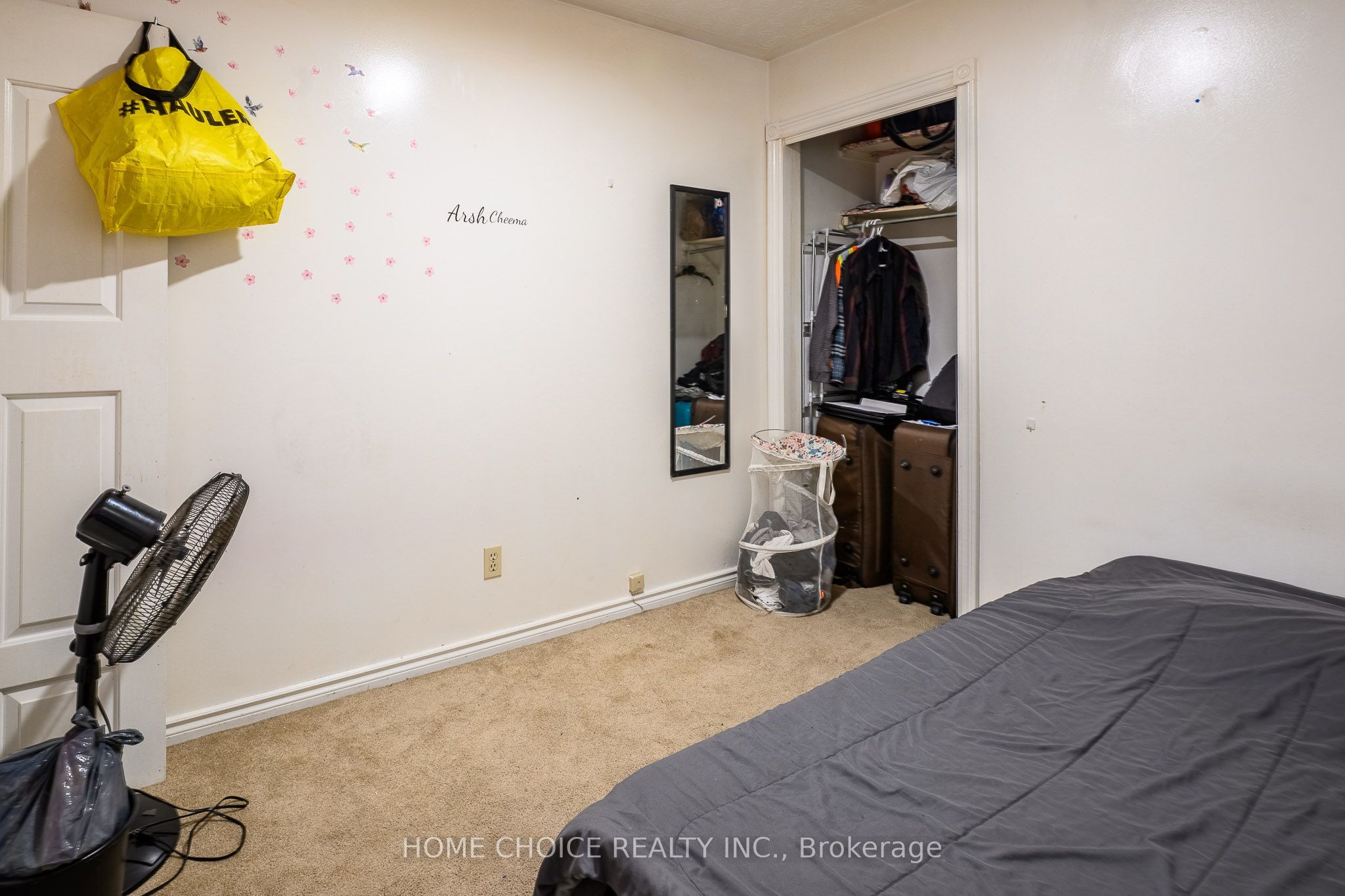 305 Maple Street N Property Photo 25