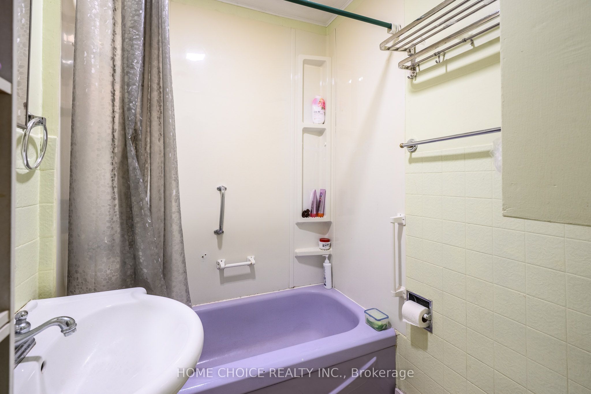 305 Maple Street N Property Photo 28