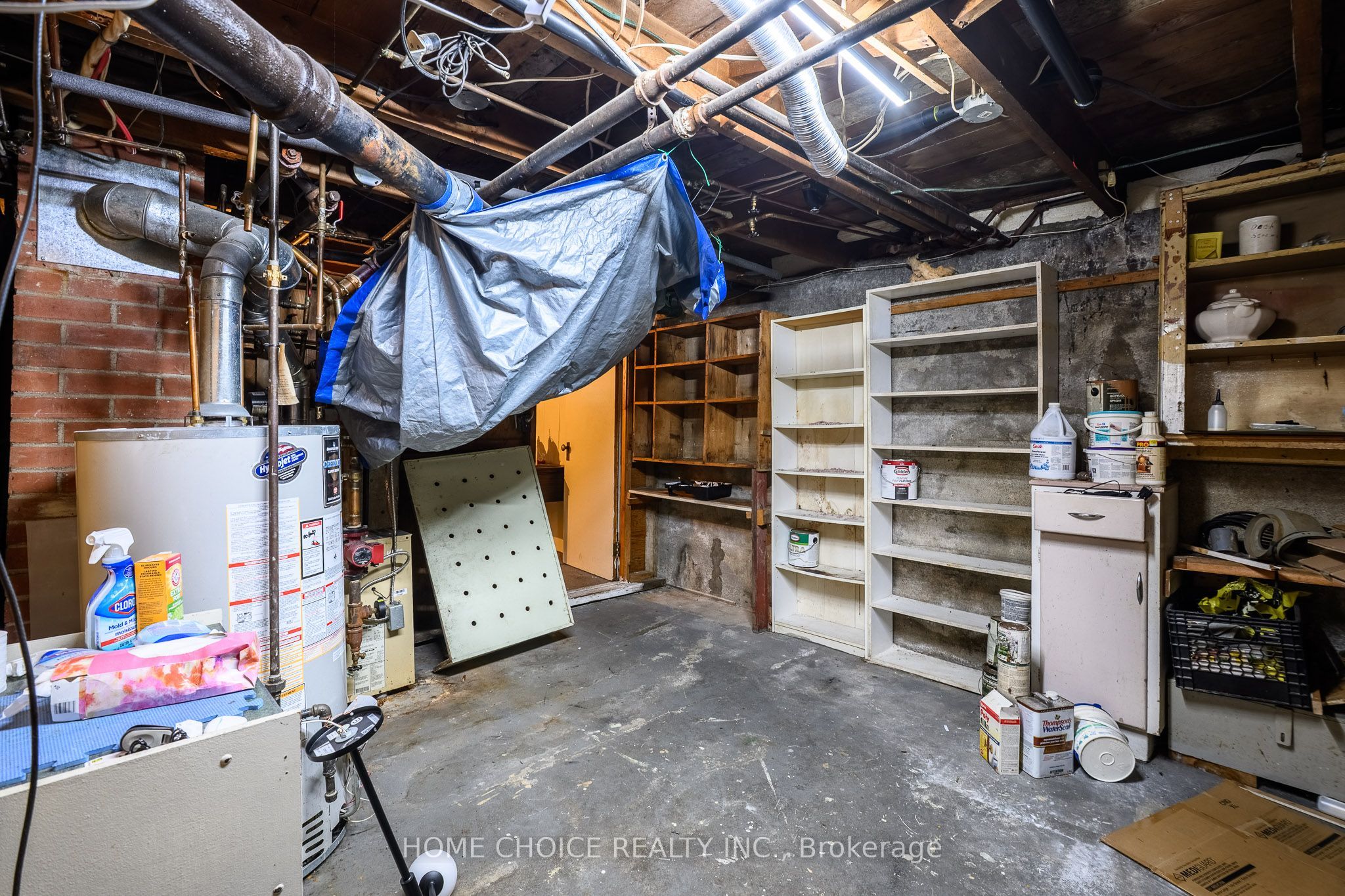 305 Maple Street N Property Photo 33