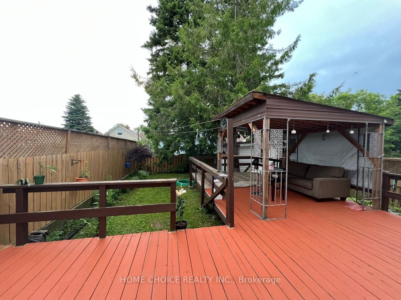 305 Maple Street N Property Photo 42