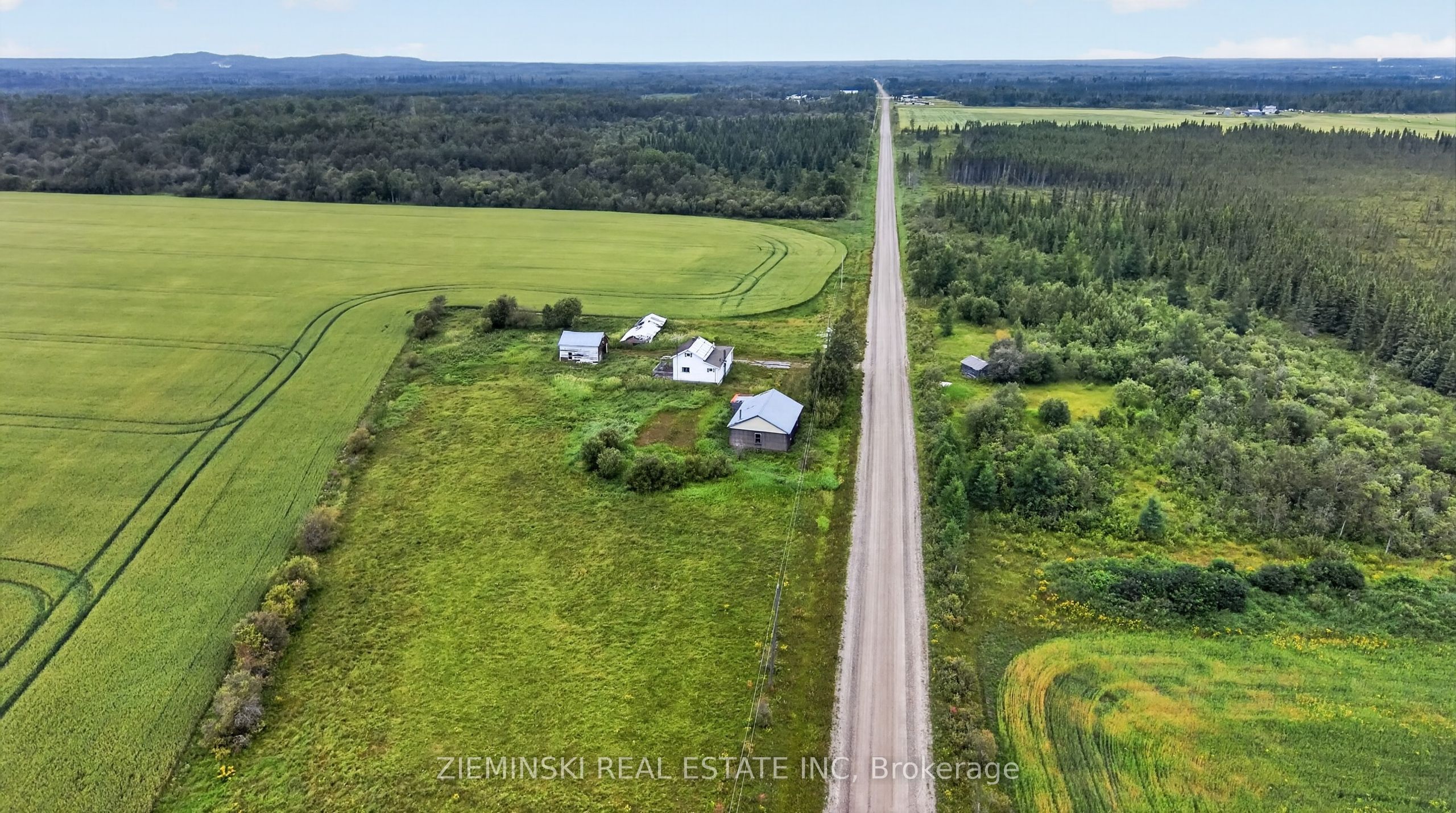 1222 Onagon Road Property Photo 3