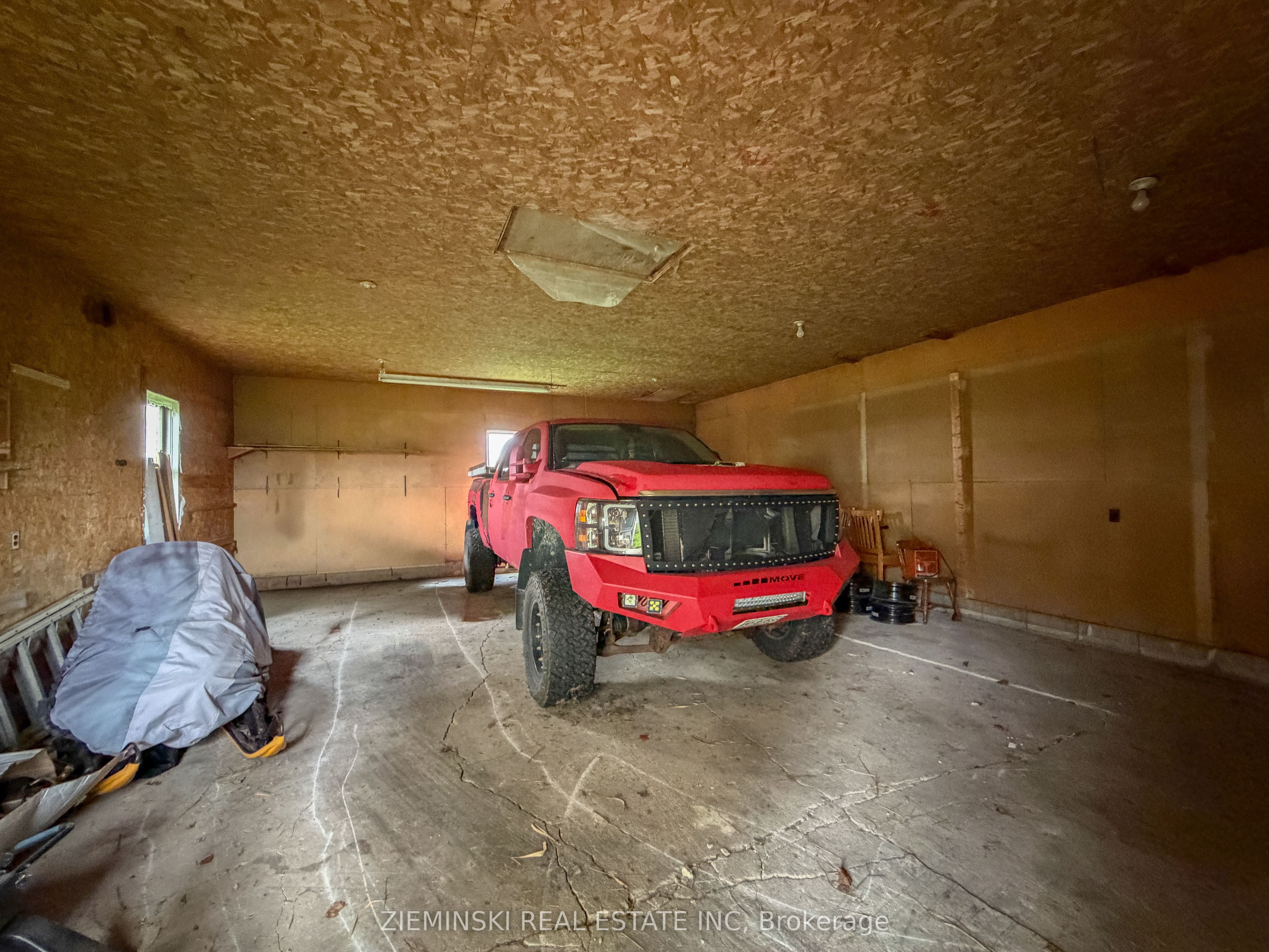 1222 Onagon Road Property Photo 6