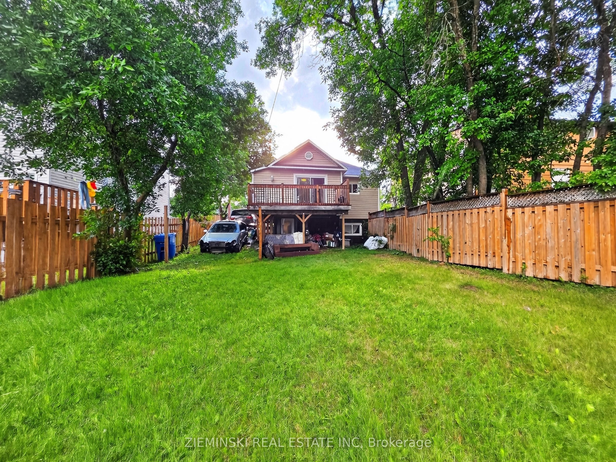 112 Duncan Avenue S Property Photo 16