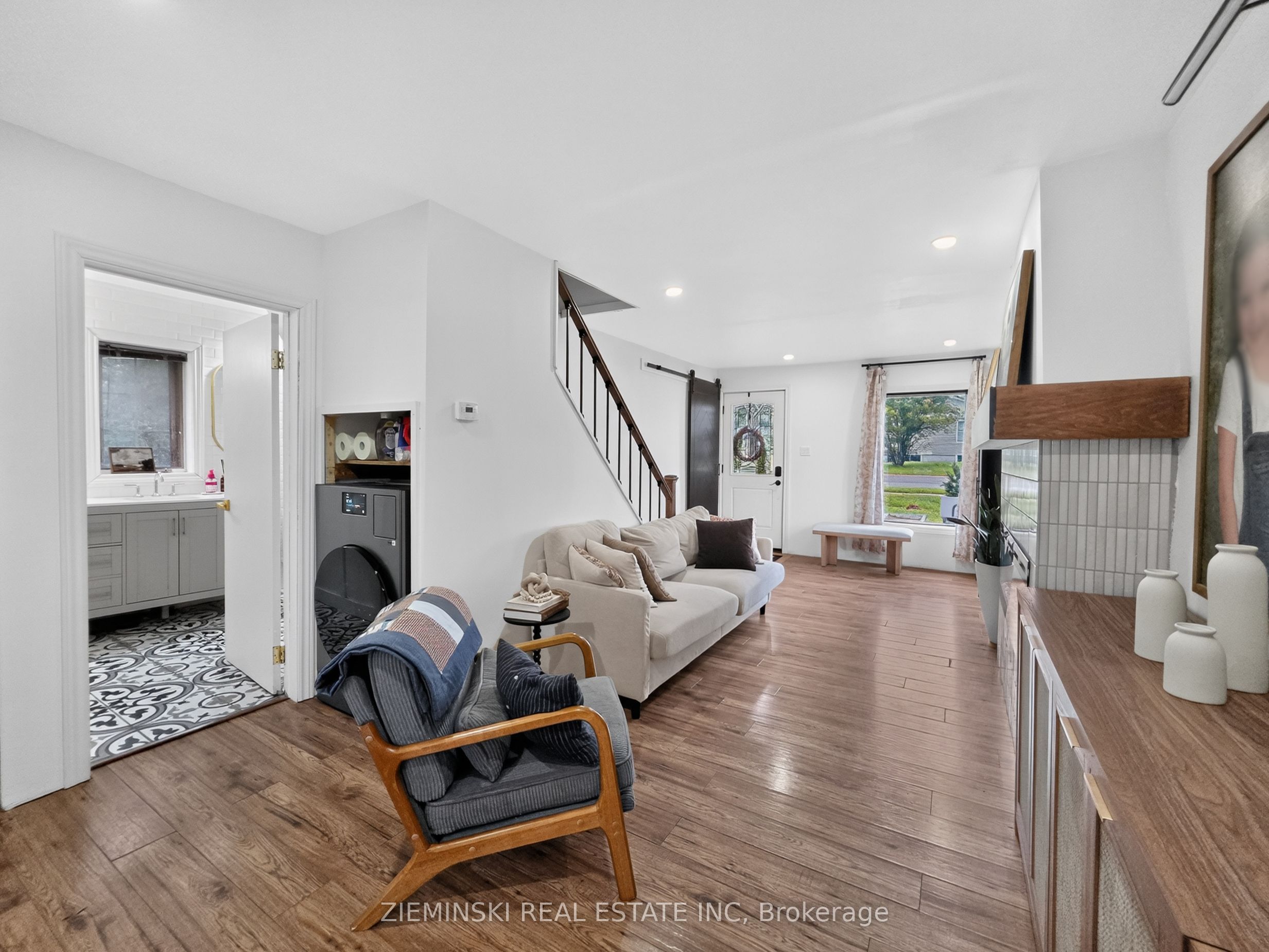 163 Anson Drive Property Photo 6