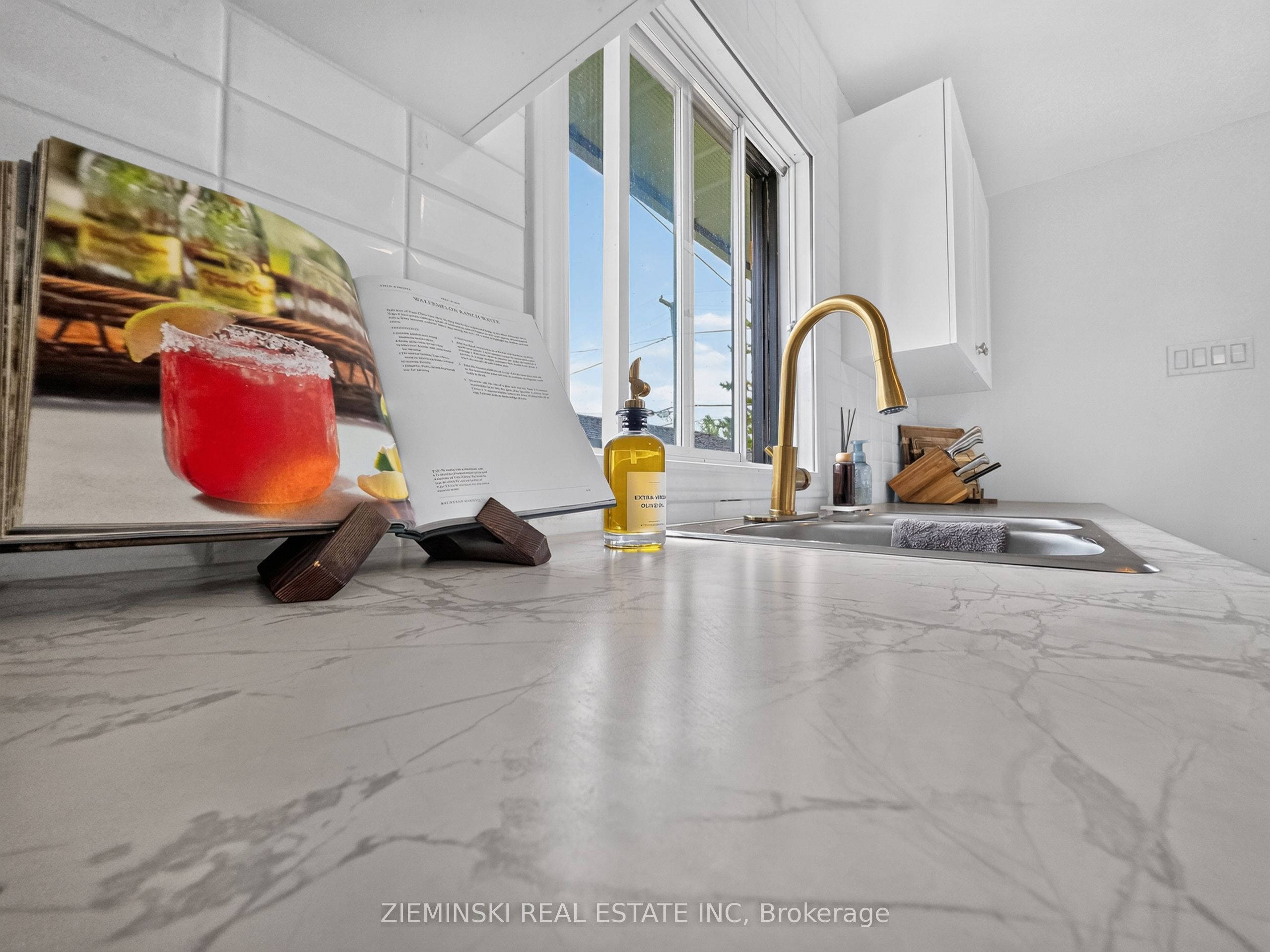 163 Anson Drive Property Photo 8