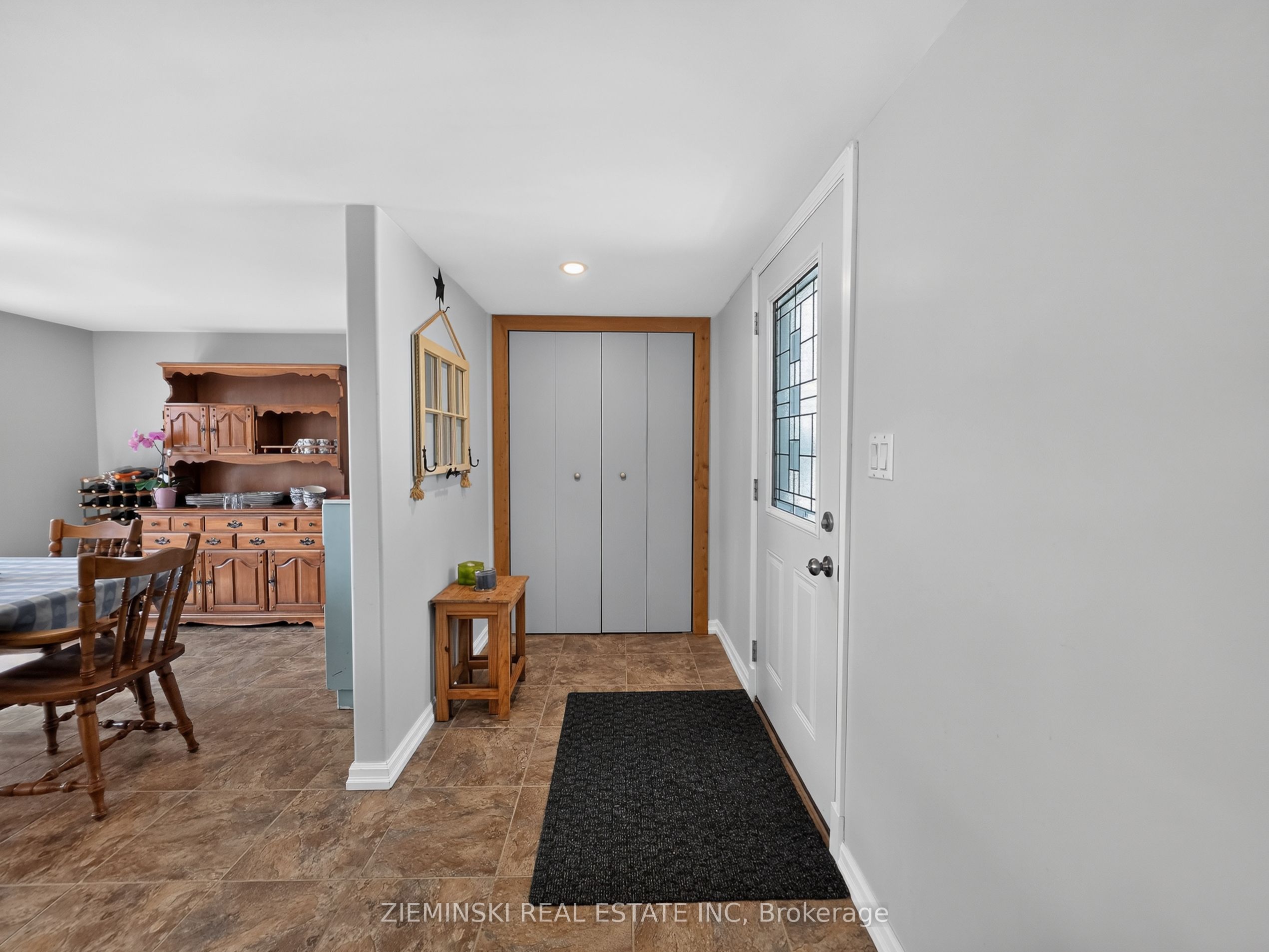 #6 Road E Munro Lake Road Property Photo 2