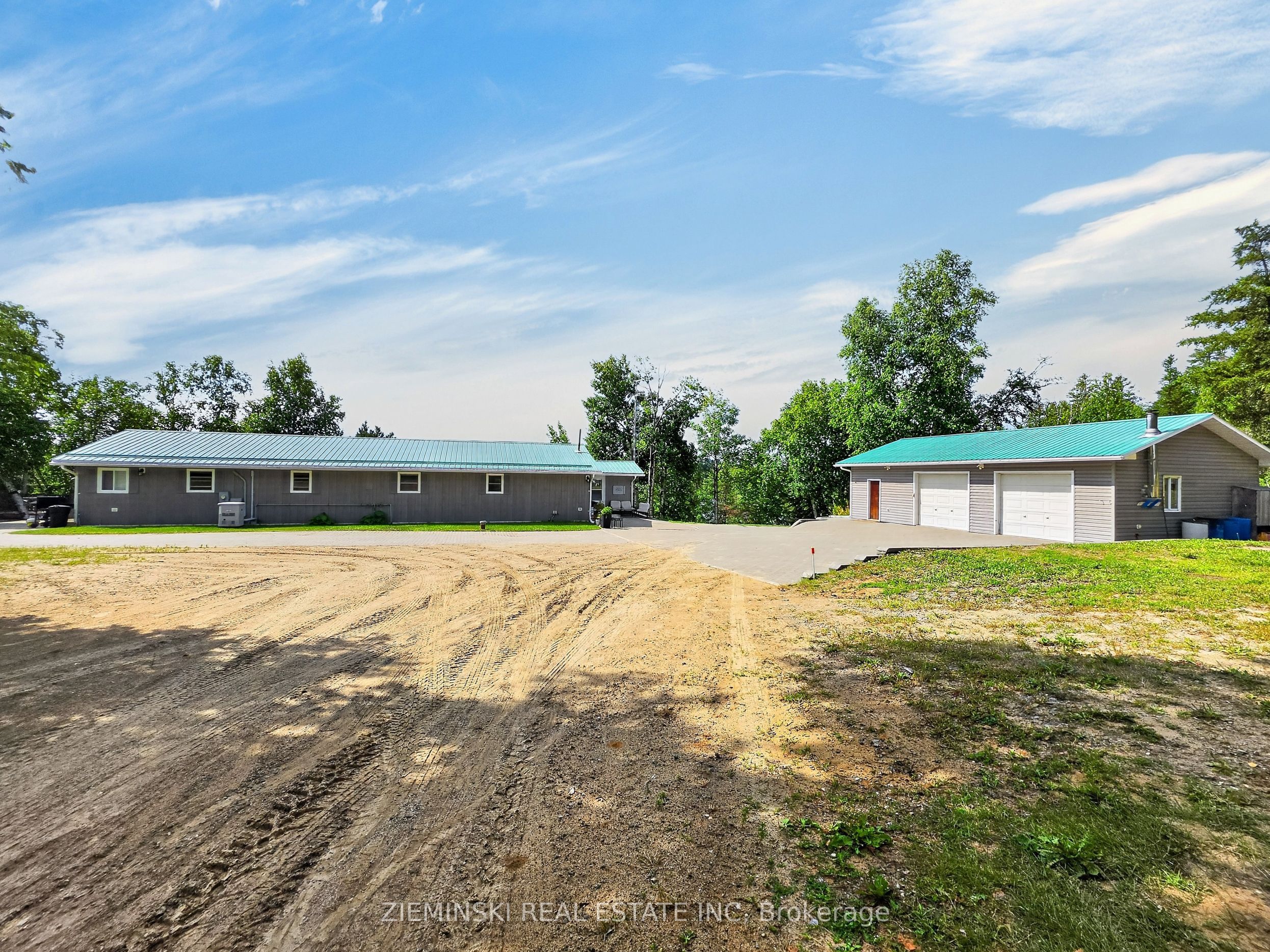 #6 Road E Munro Lake Road Property Photo 38