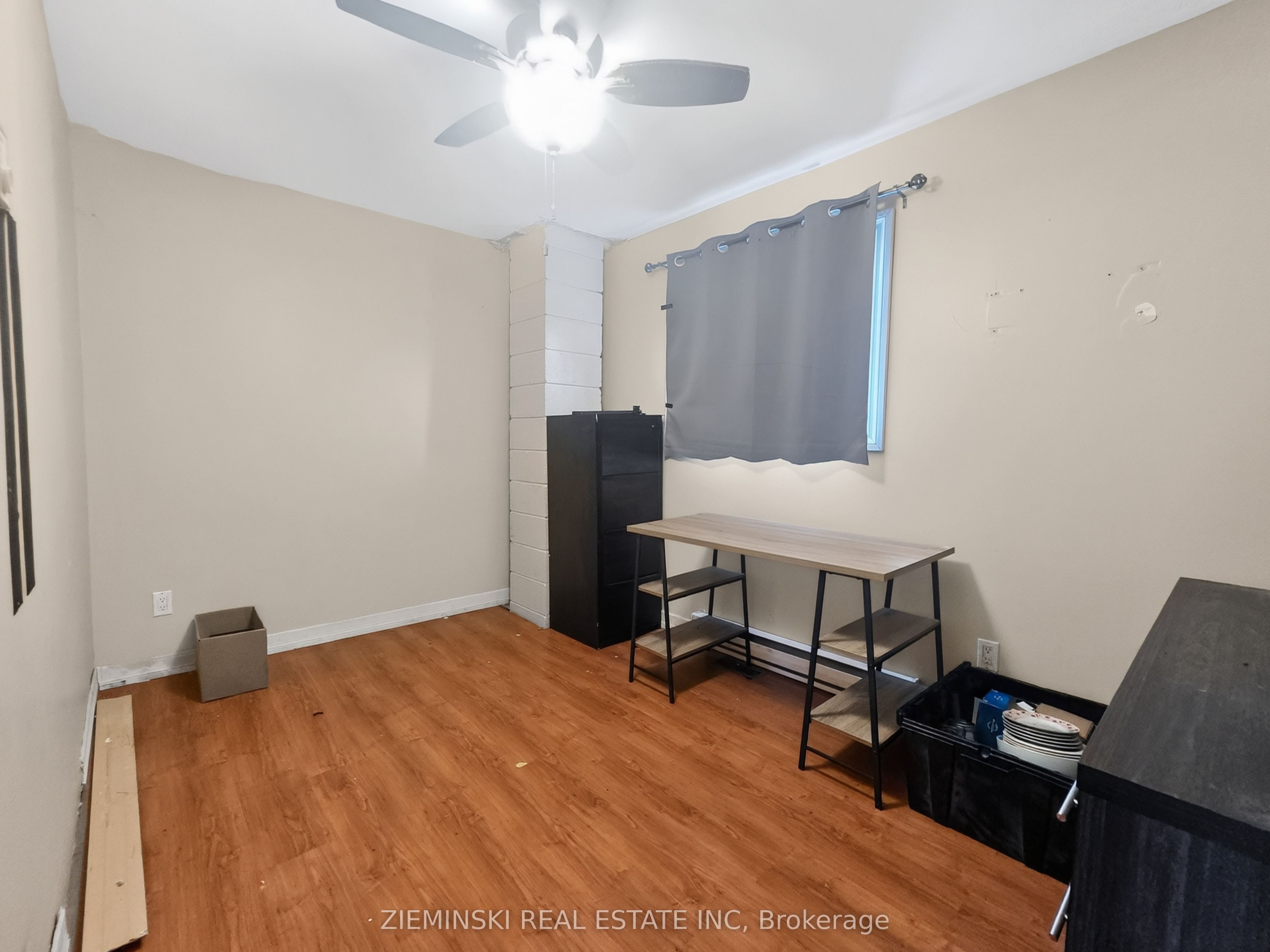 1714 North Road N Property Photo 8