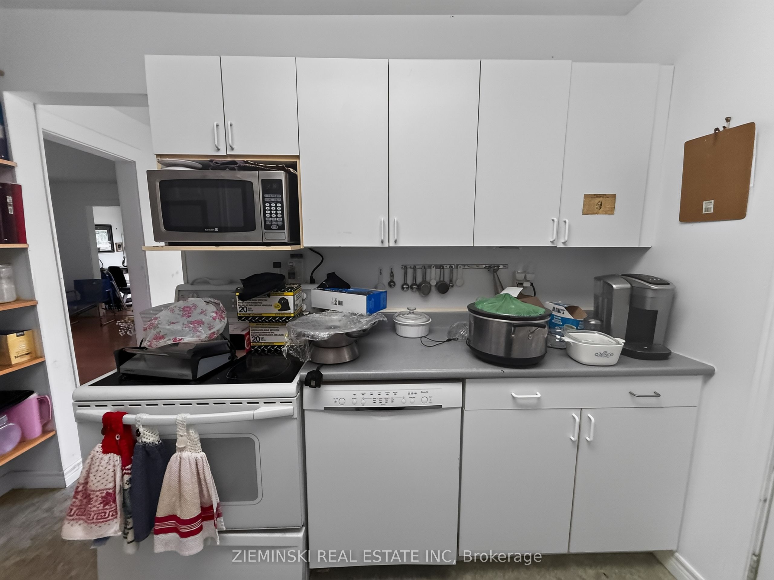 106 Argyle Avenue Property Photo 5