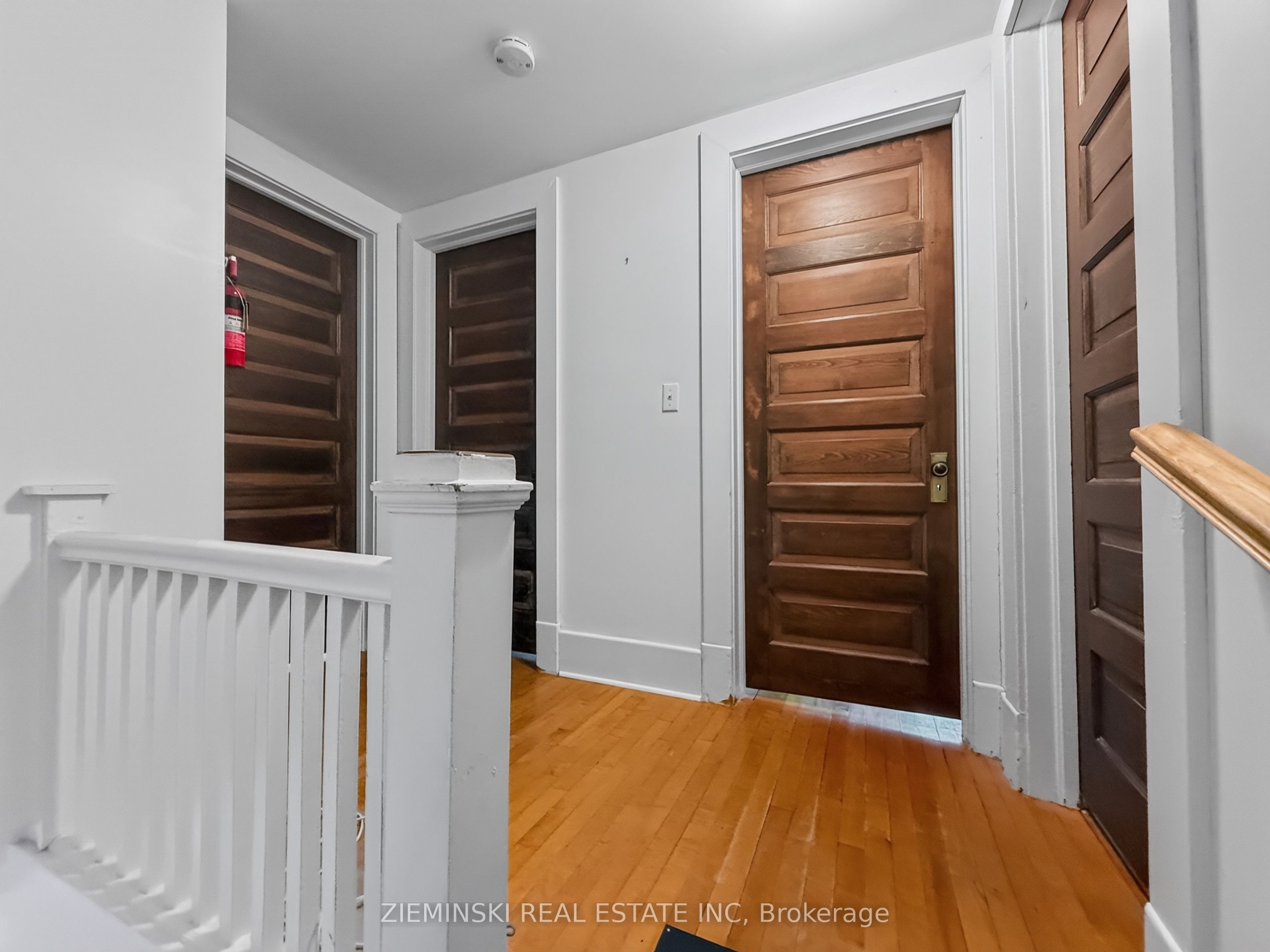 106 Argyle Avenue Property Photo 16