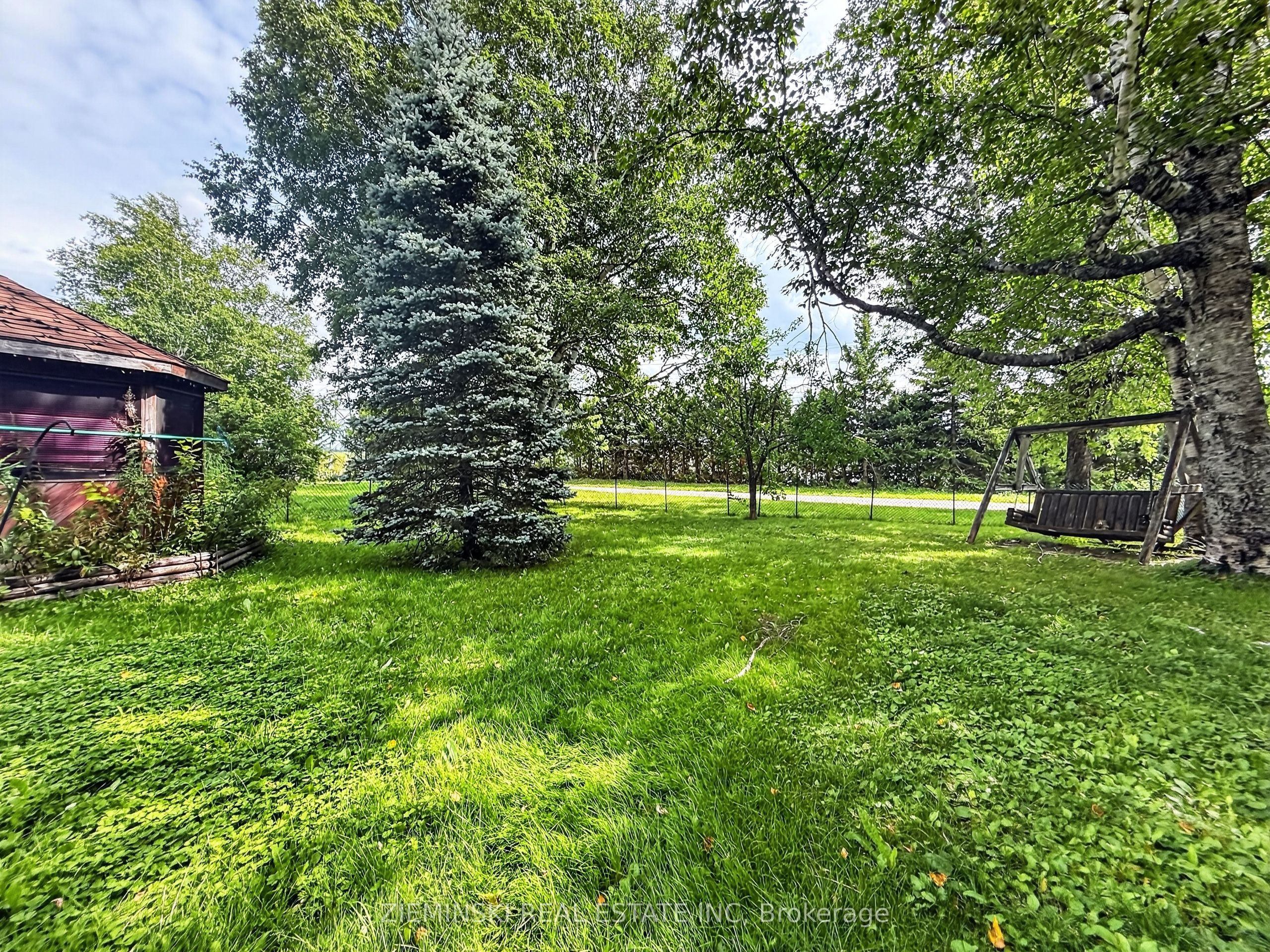 106 Argyle Avenue Property Photo 38