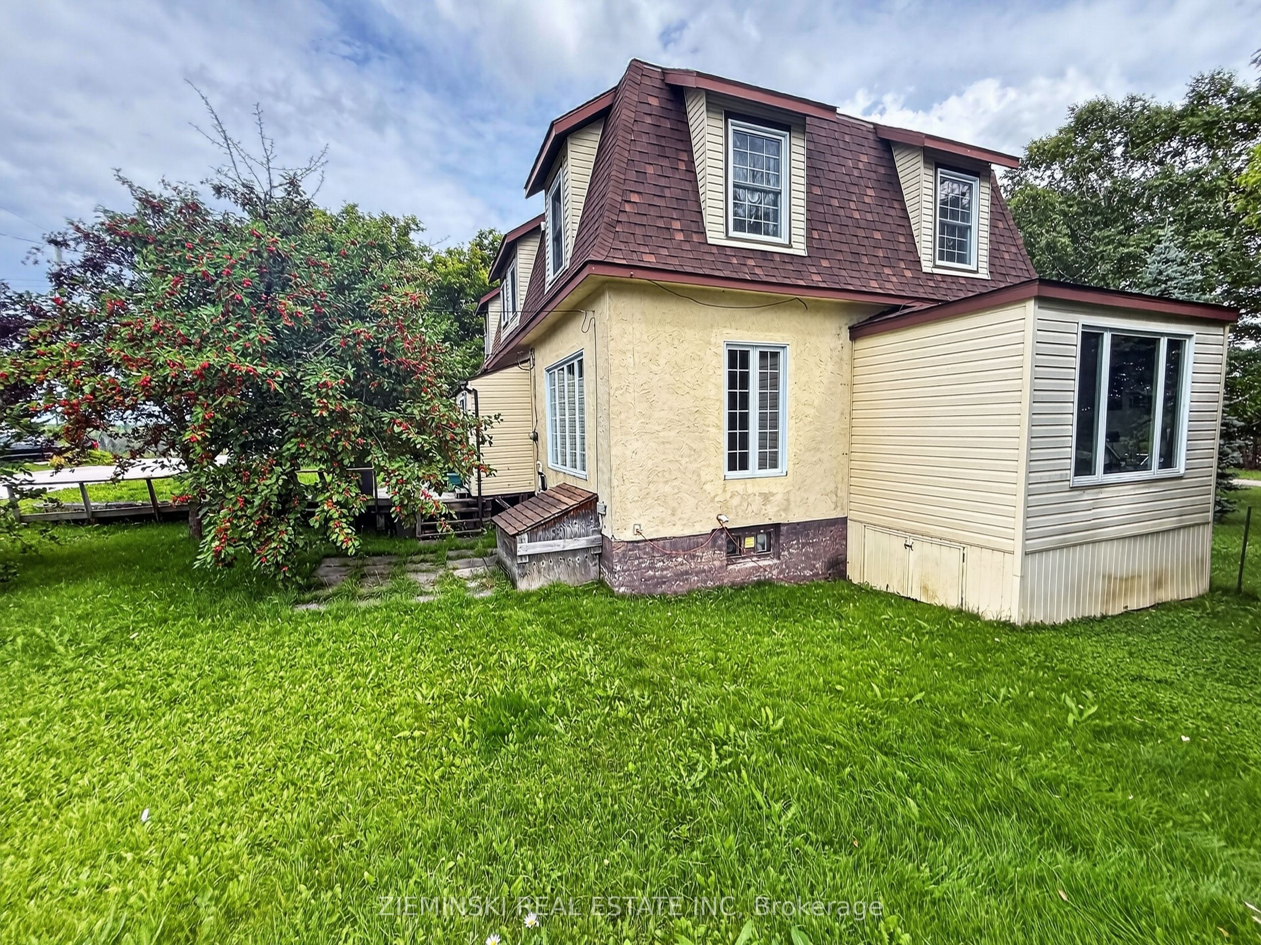 106 Argyle Avenue Property Photo 41