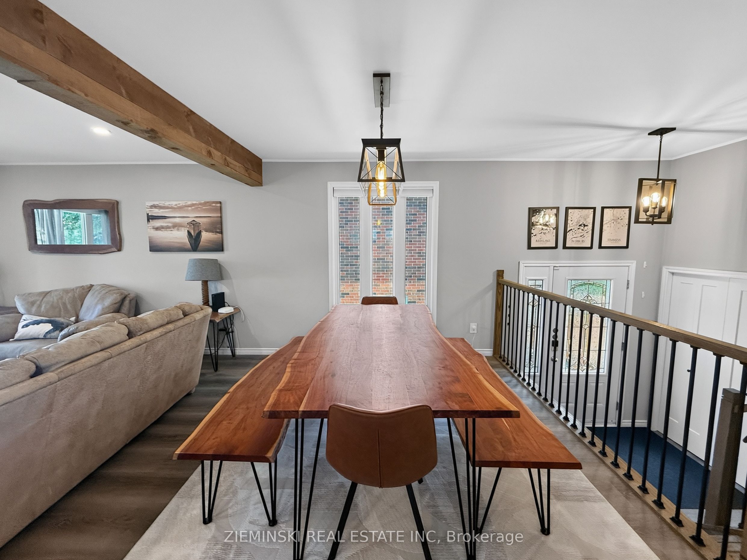 69 Jubilee Avenue W Property Photo 11