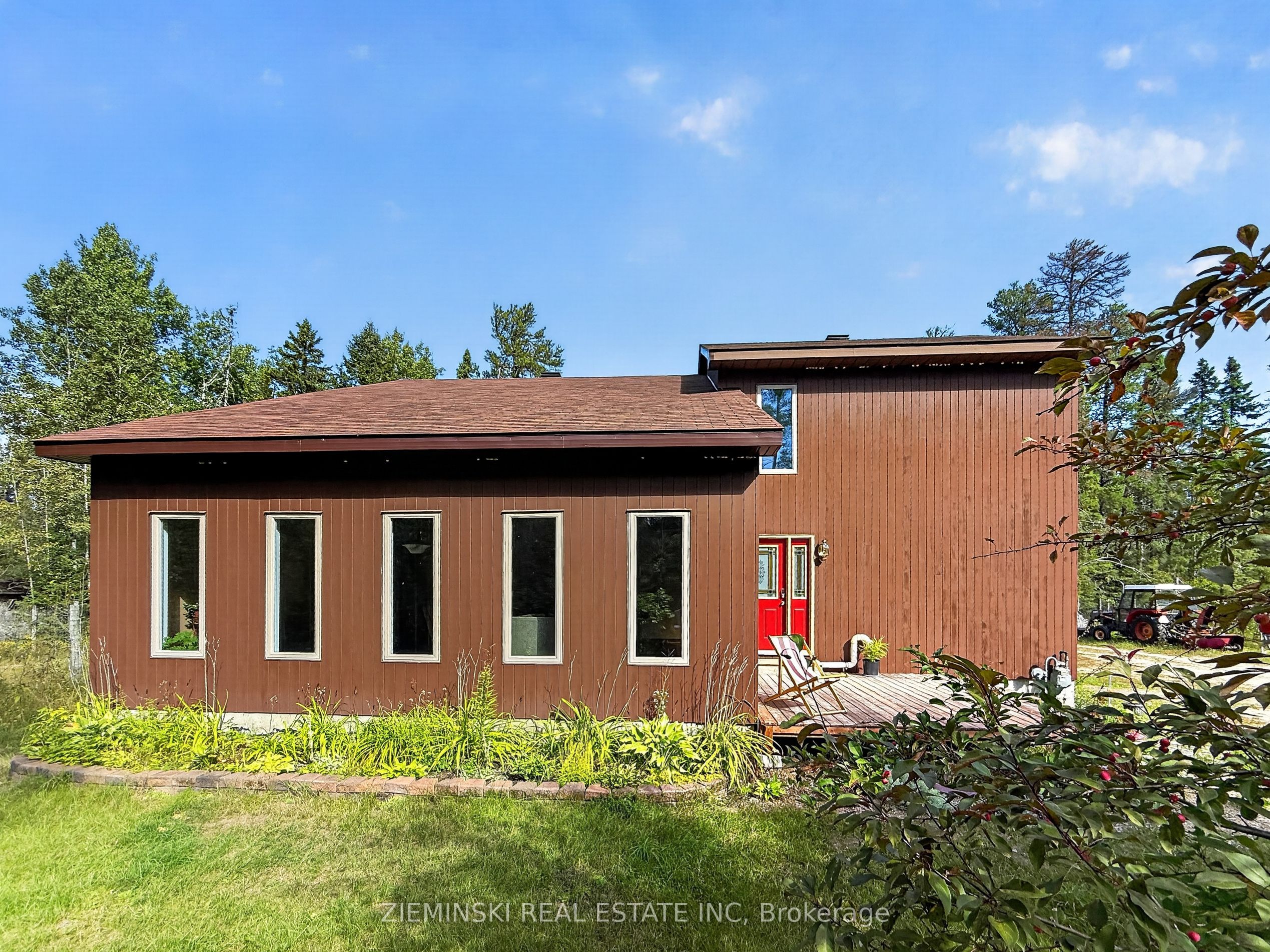 810 Laforest Road Property Photo 1