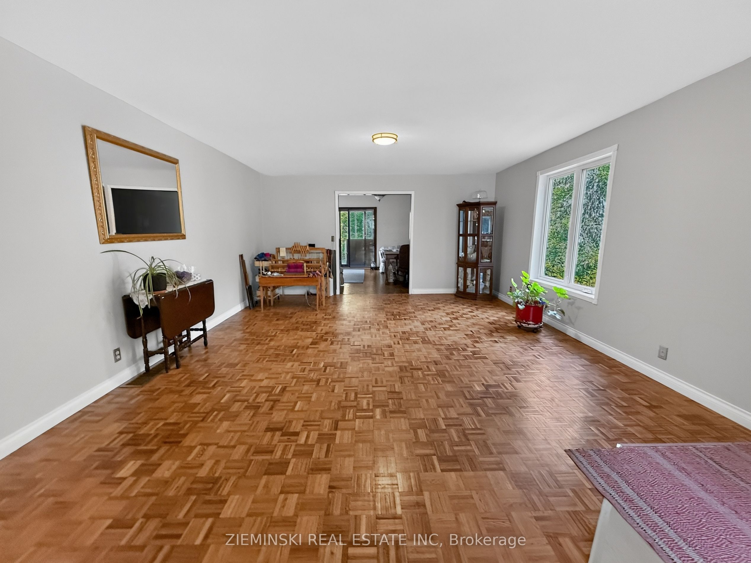 810 Laforest Road Property Photo 9