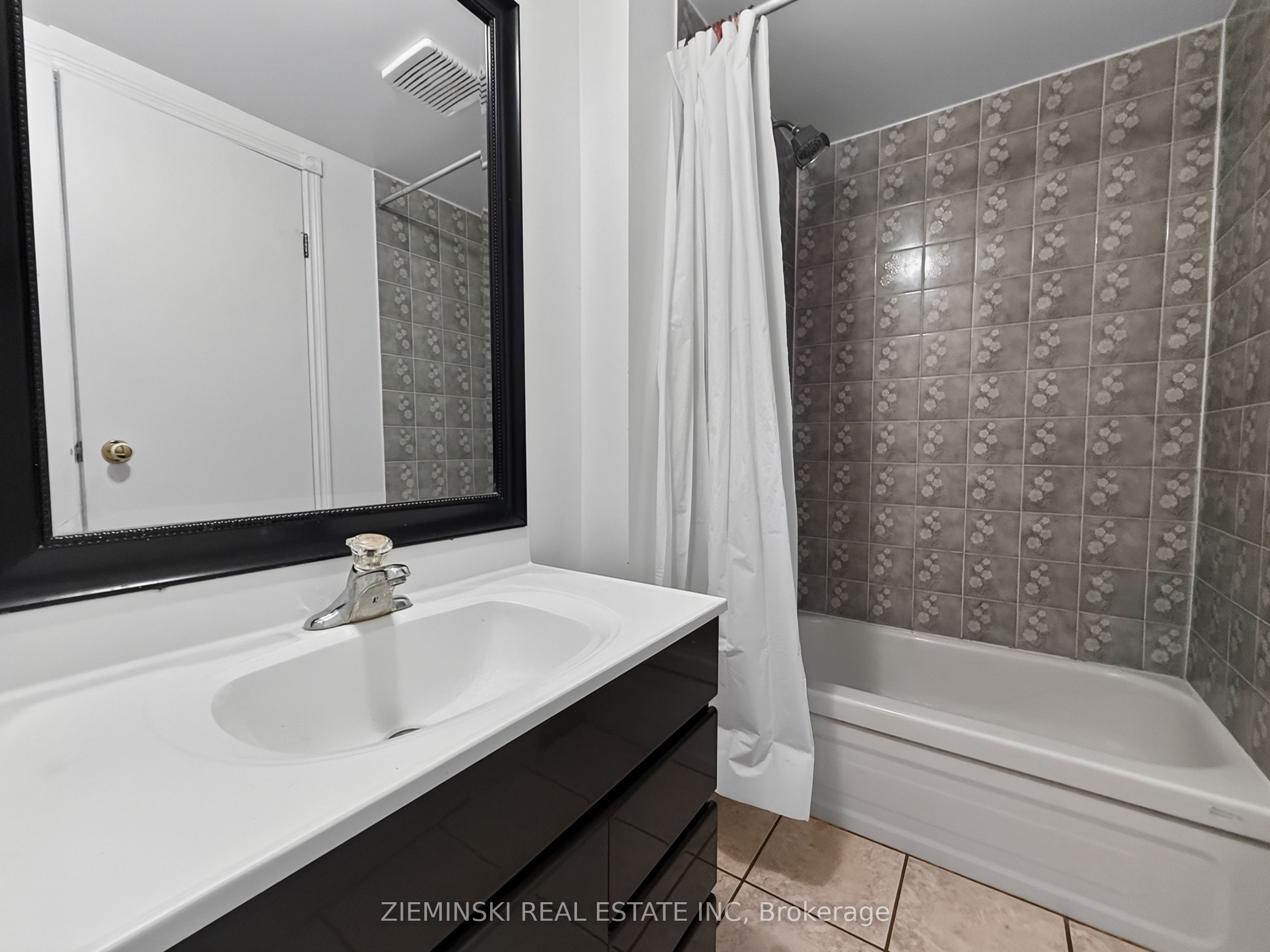 810 Laforest Road Property Photo 24