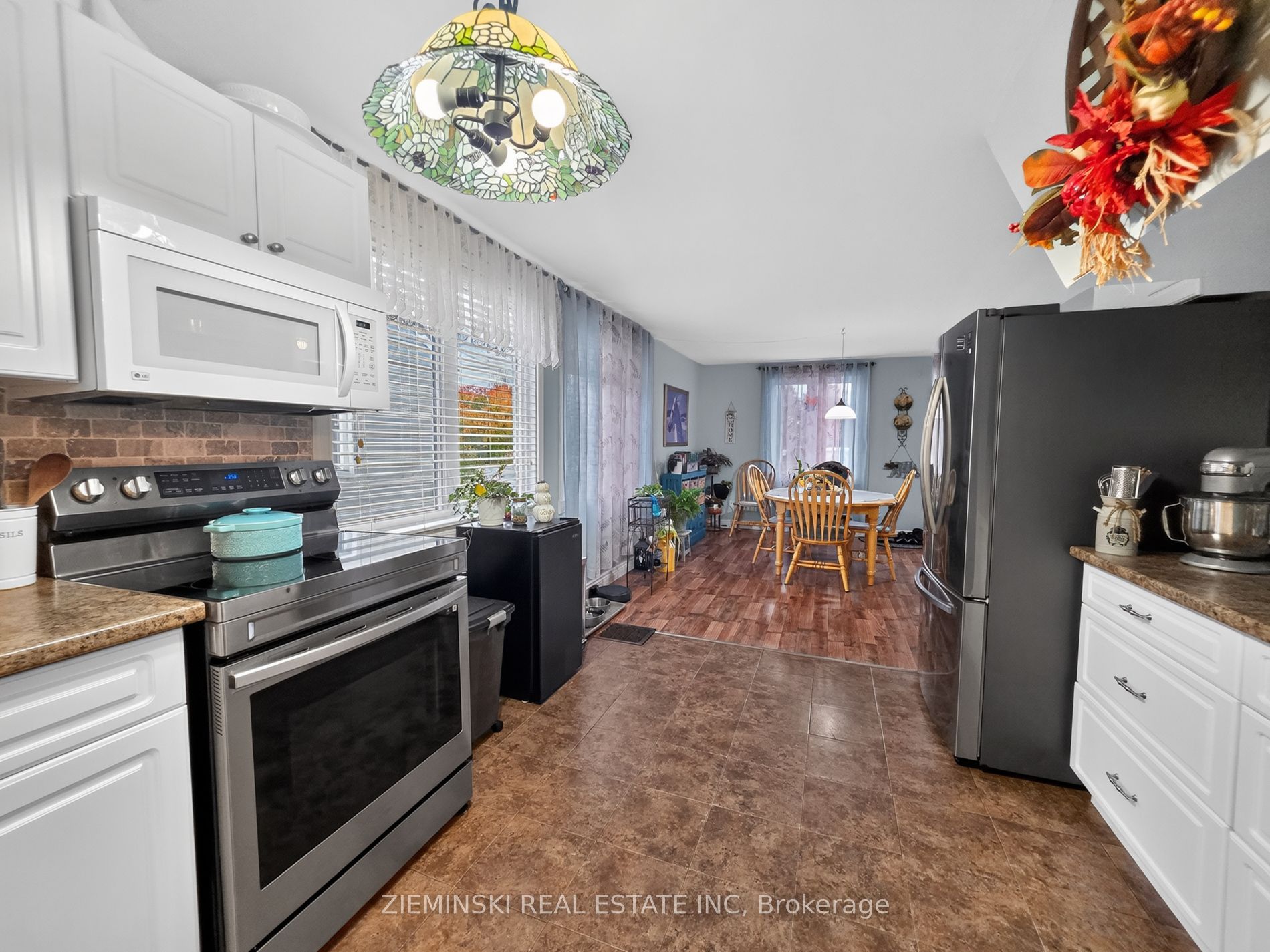 358 Ogden Avenue Property Photo 6