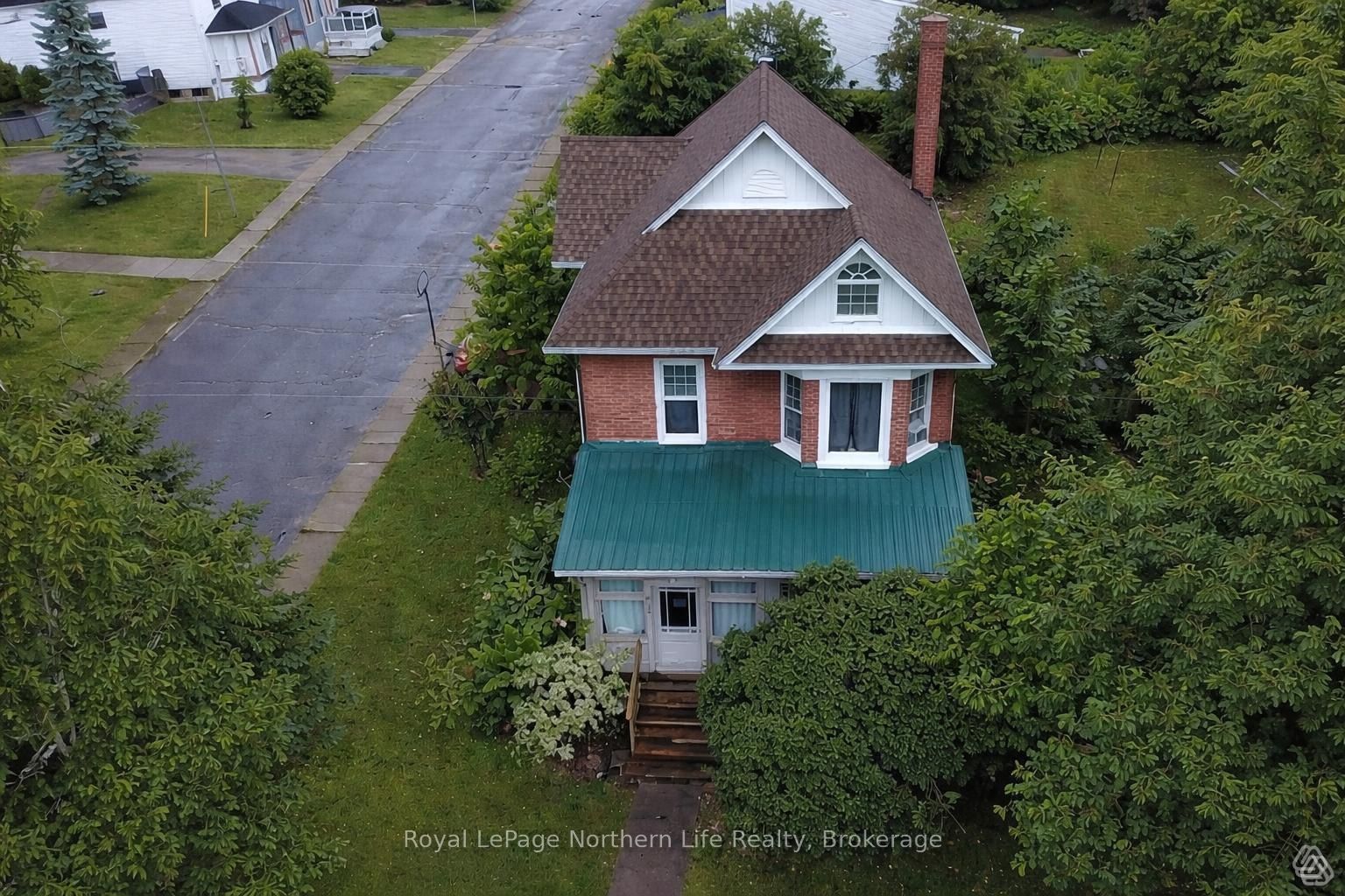 534 Rorke Avenue Property Photo 7