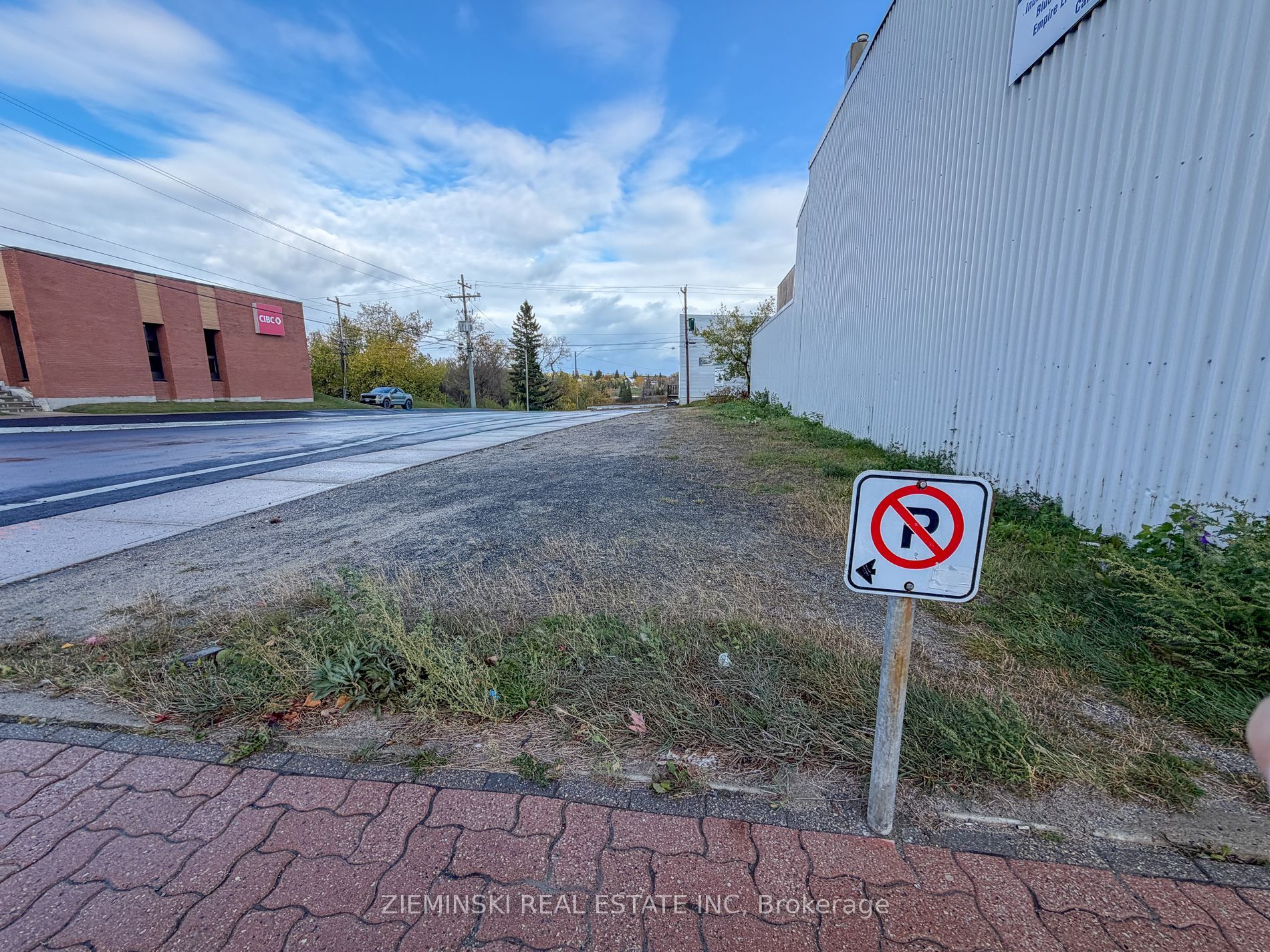 126 Sixth Avenue Property Photo 2