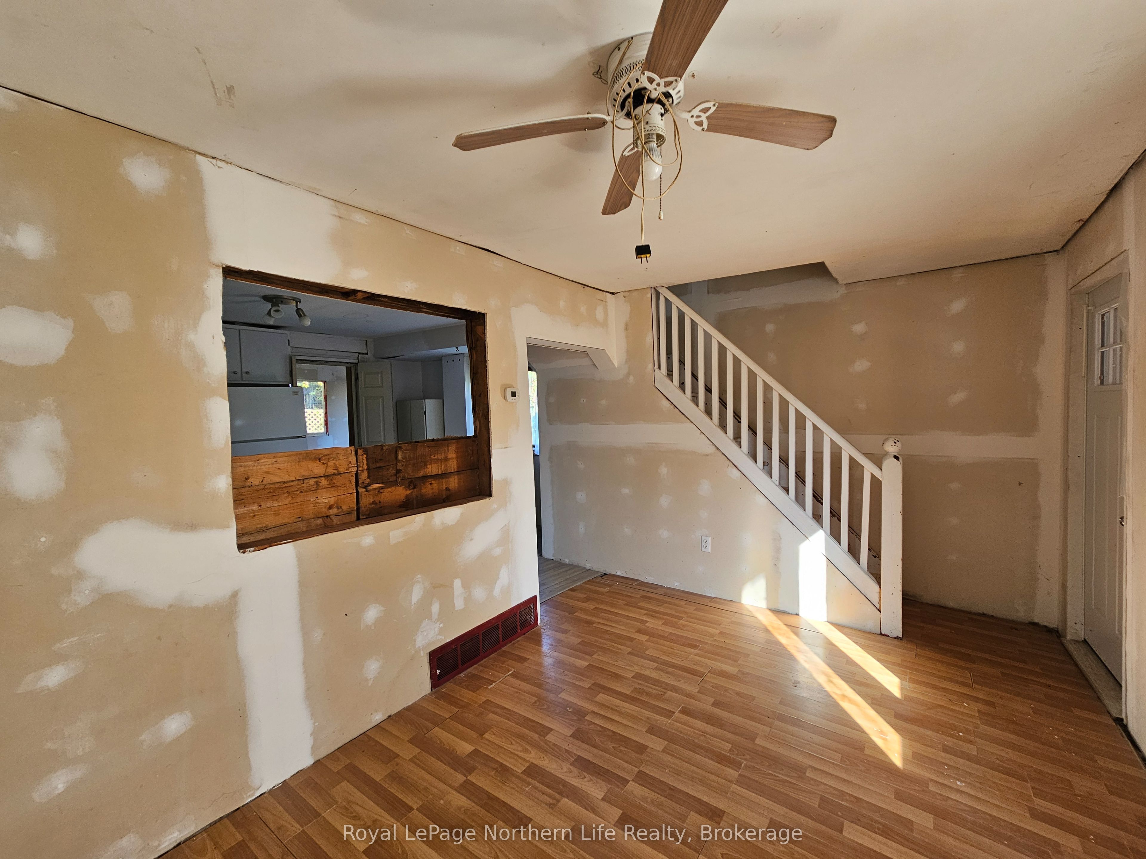 20 Lower Helen Street Property Photo 14