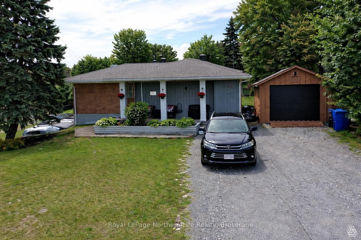 224 Elliott Street Property Photo 1