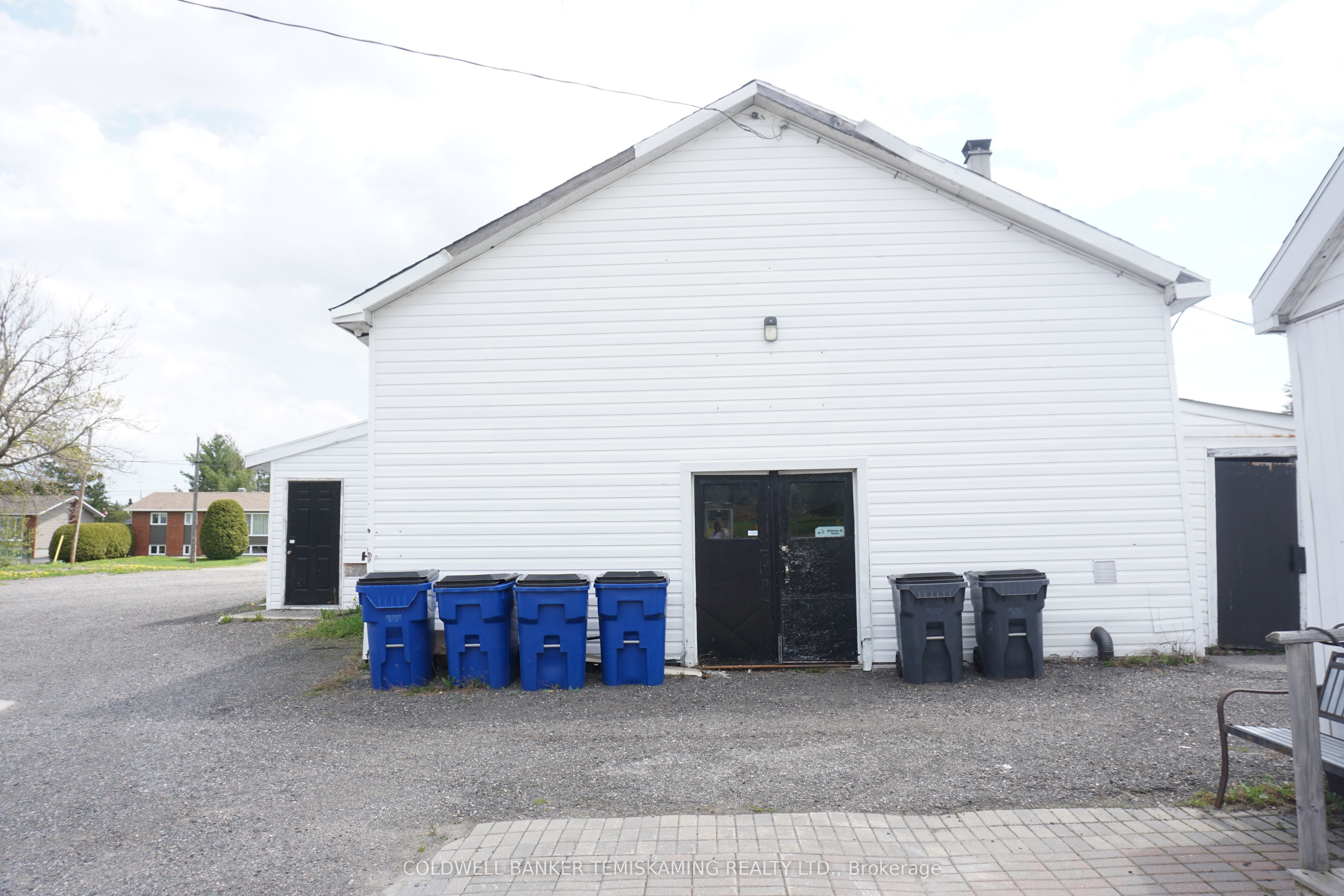 102 King Street Property Photo 7