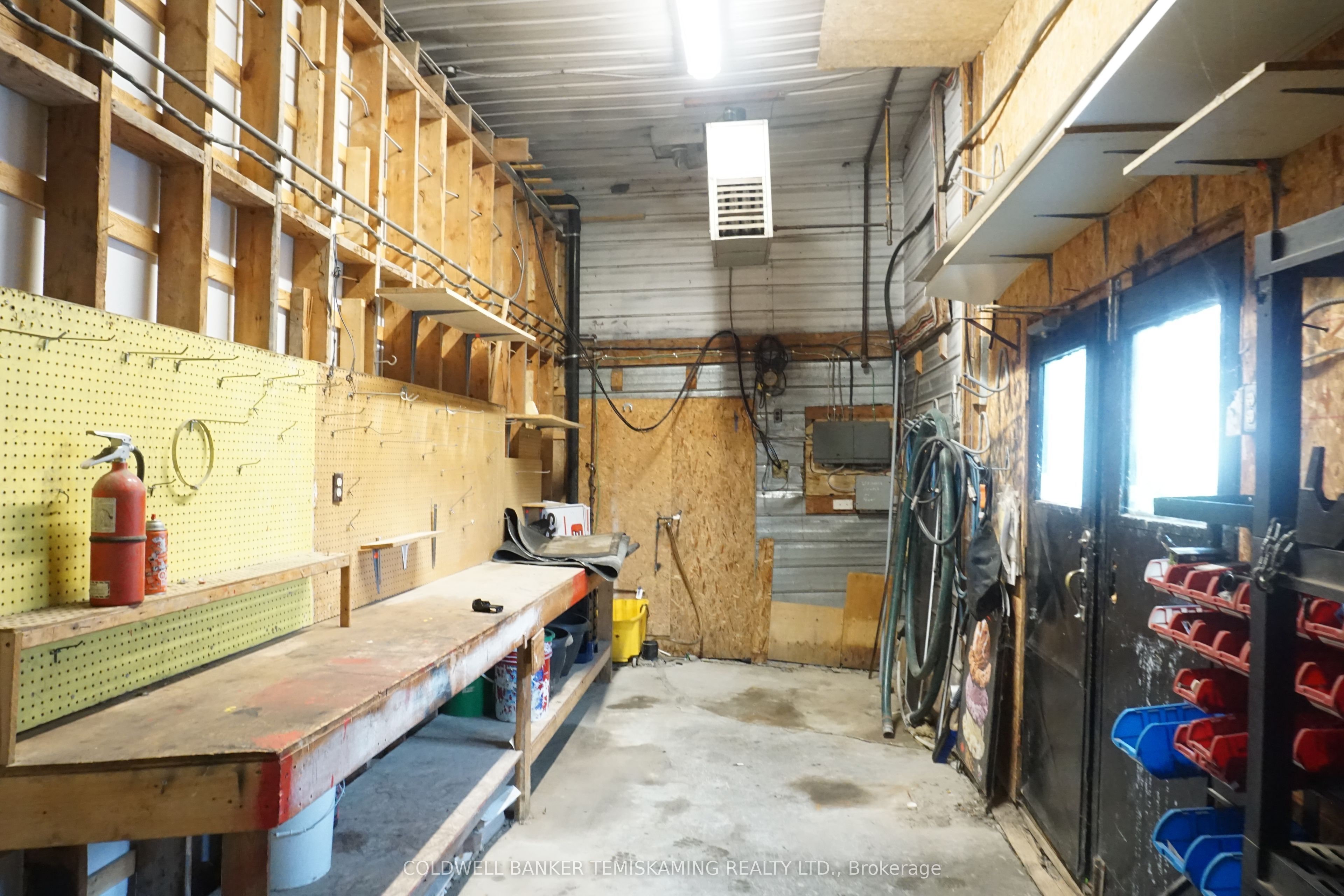 102 King Street Property Photo 14