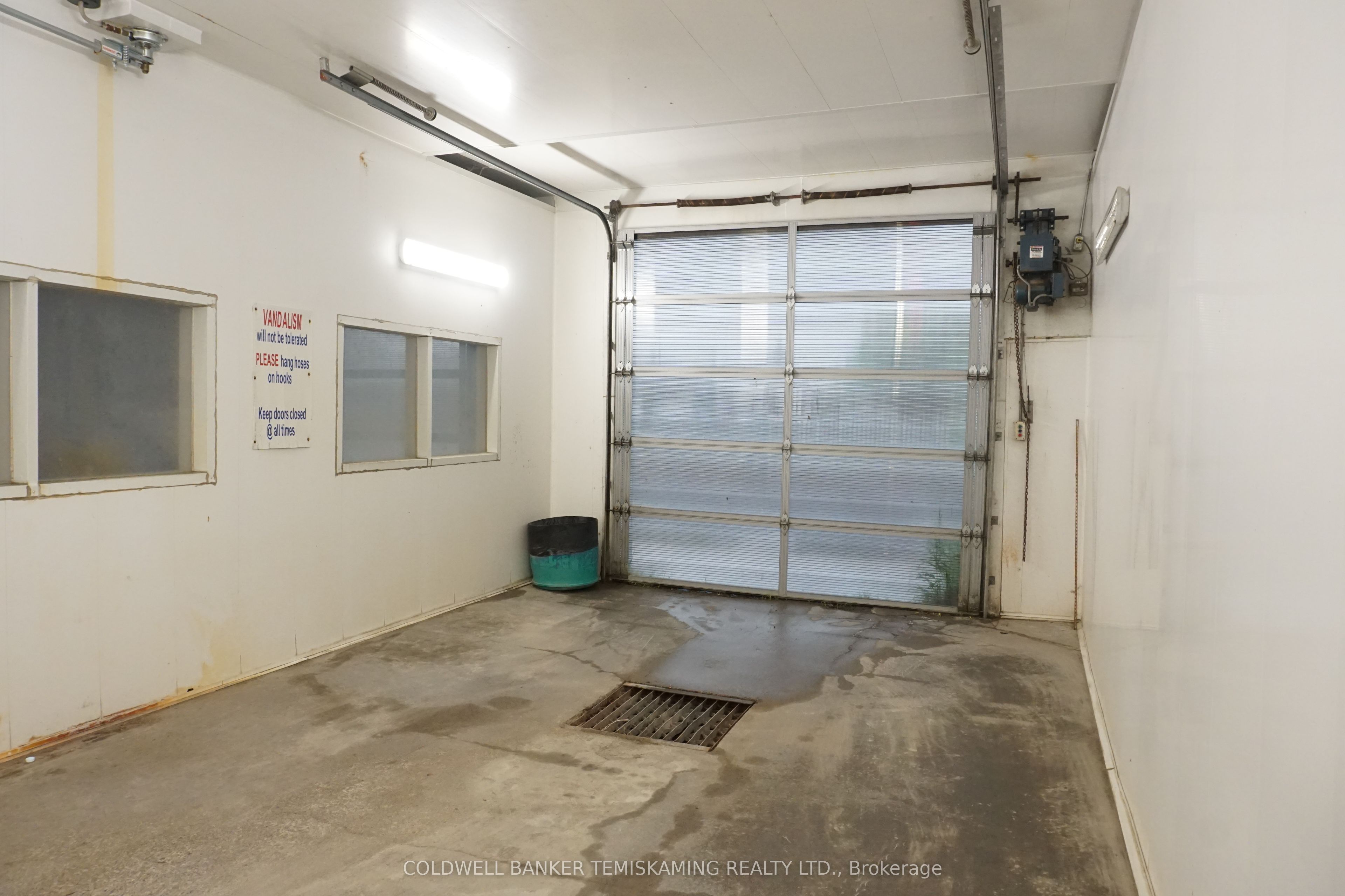 102 King Street Property Photo 15
