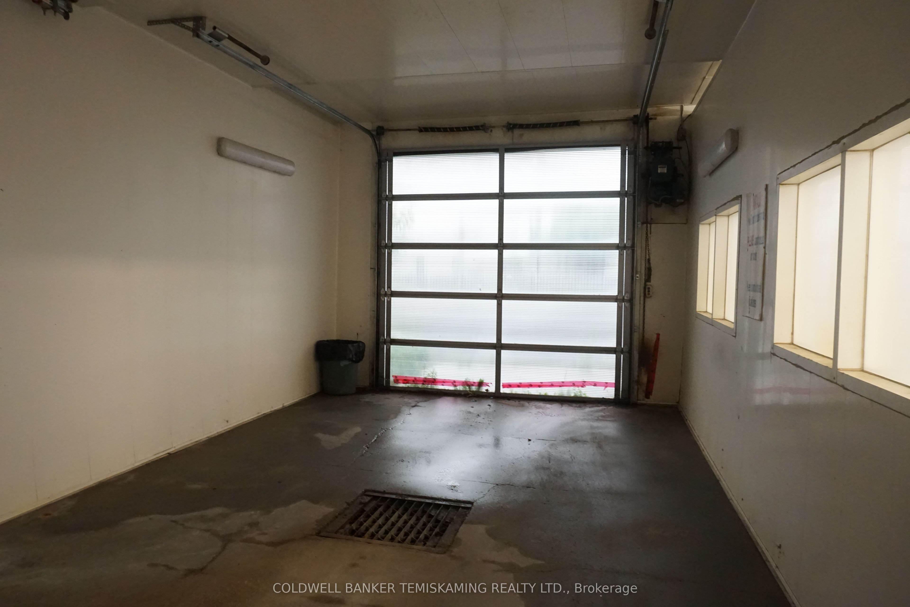 102 King Street Property Photo 17