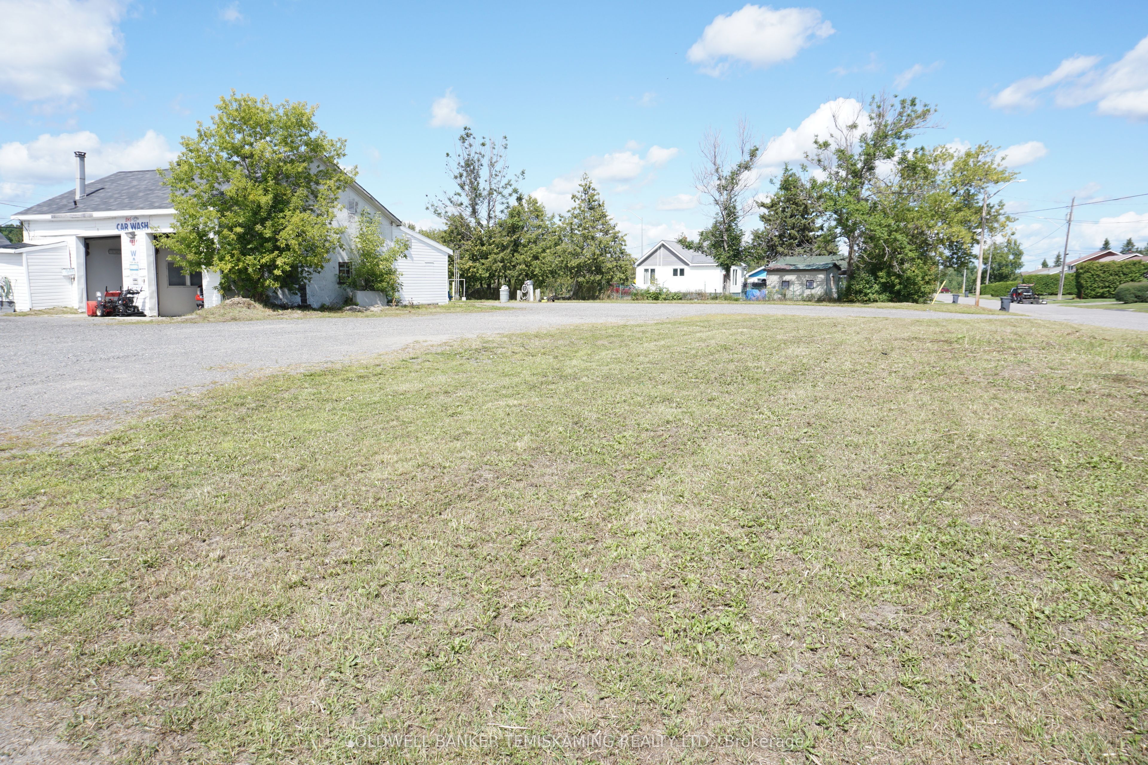 102 King Street Property Photo 24