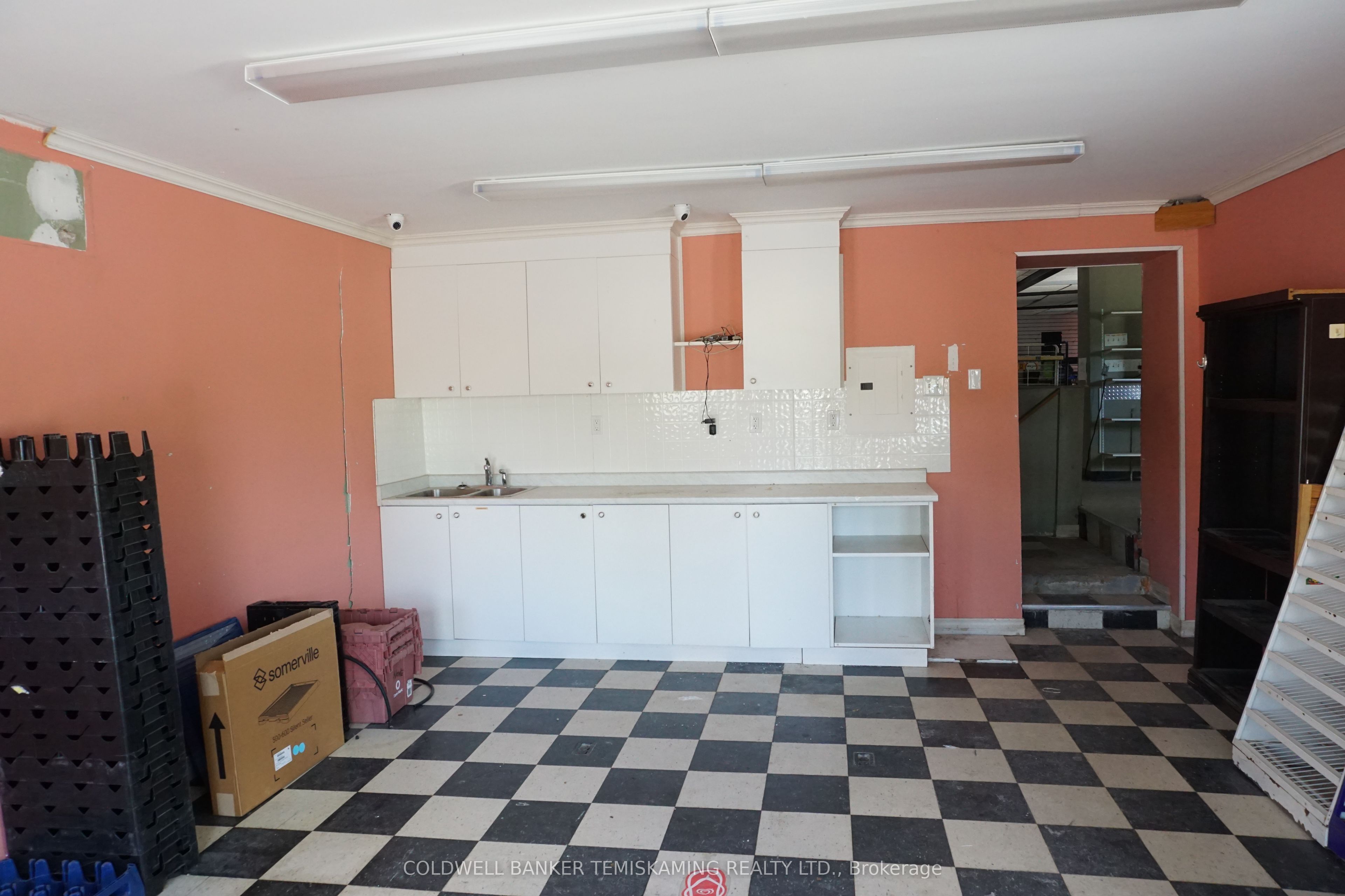 102 King Street Property Photo 26