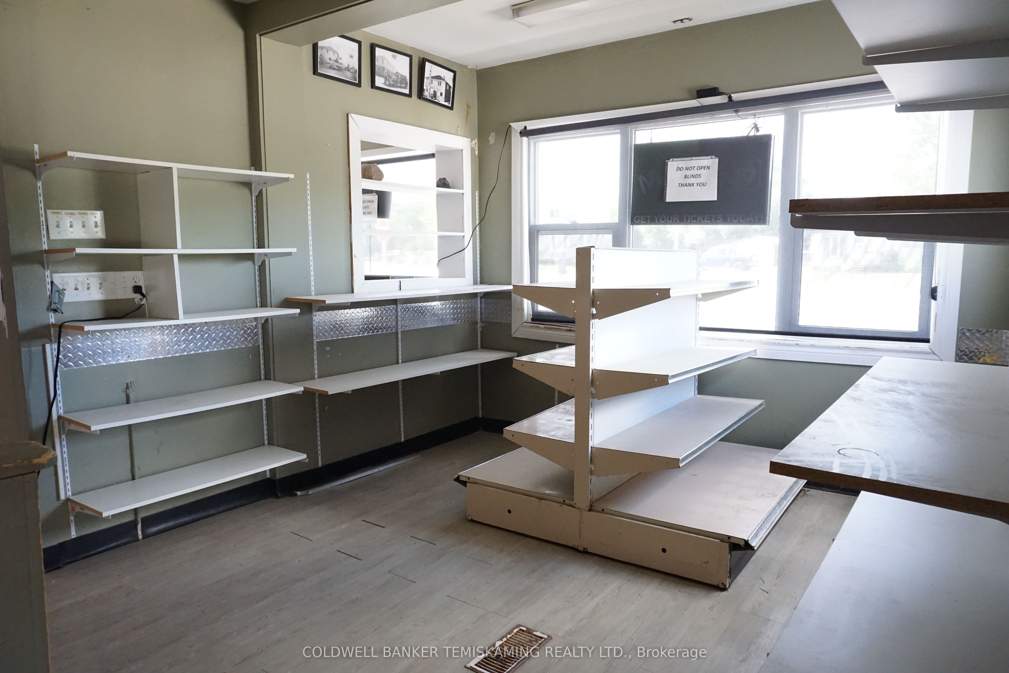 102 King Street Property Photo 27
