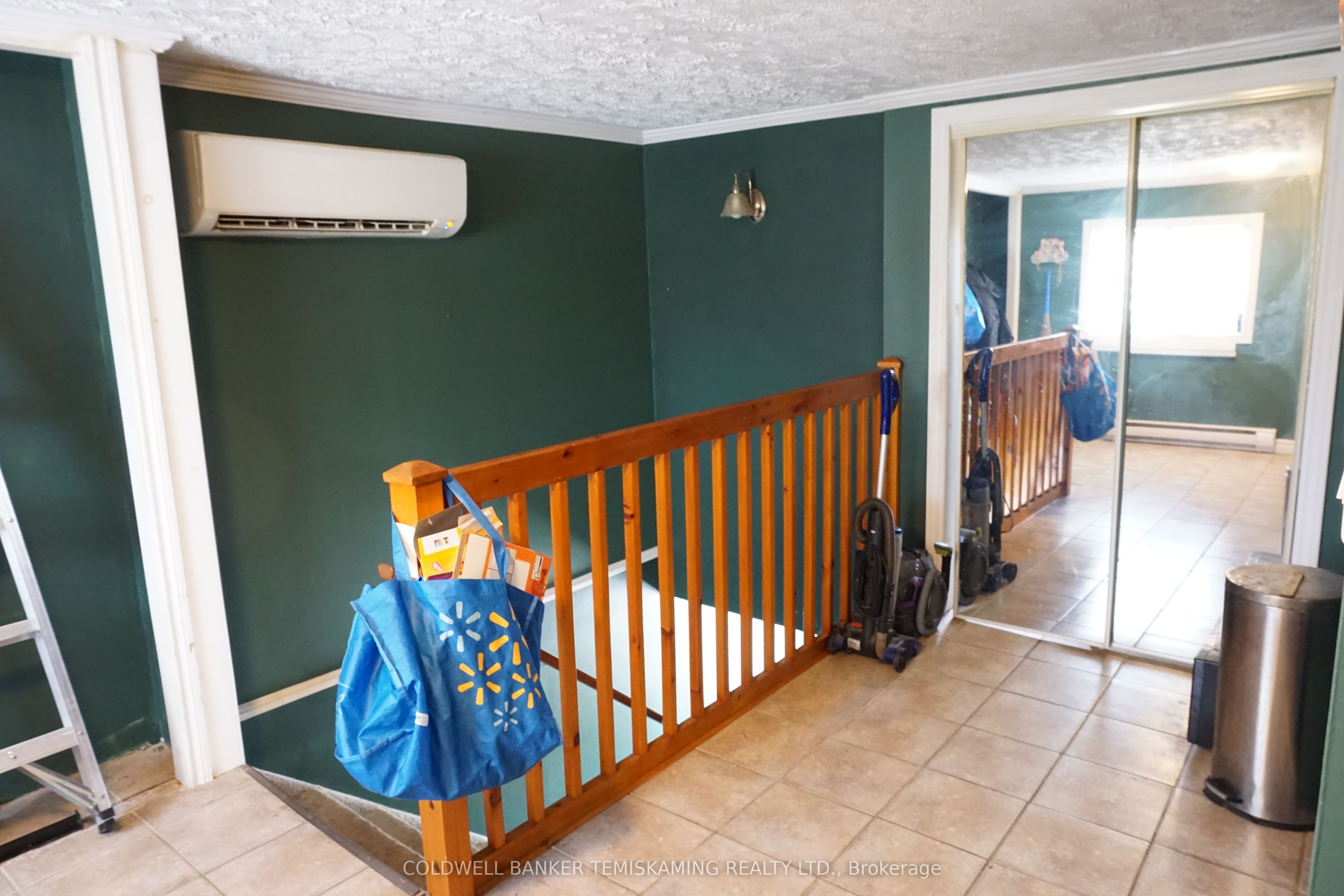 102 King Street Property Photo 35