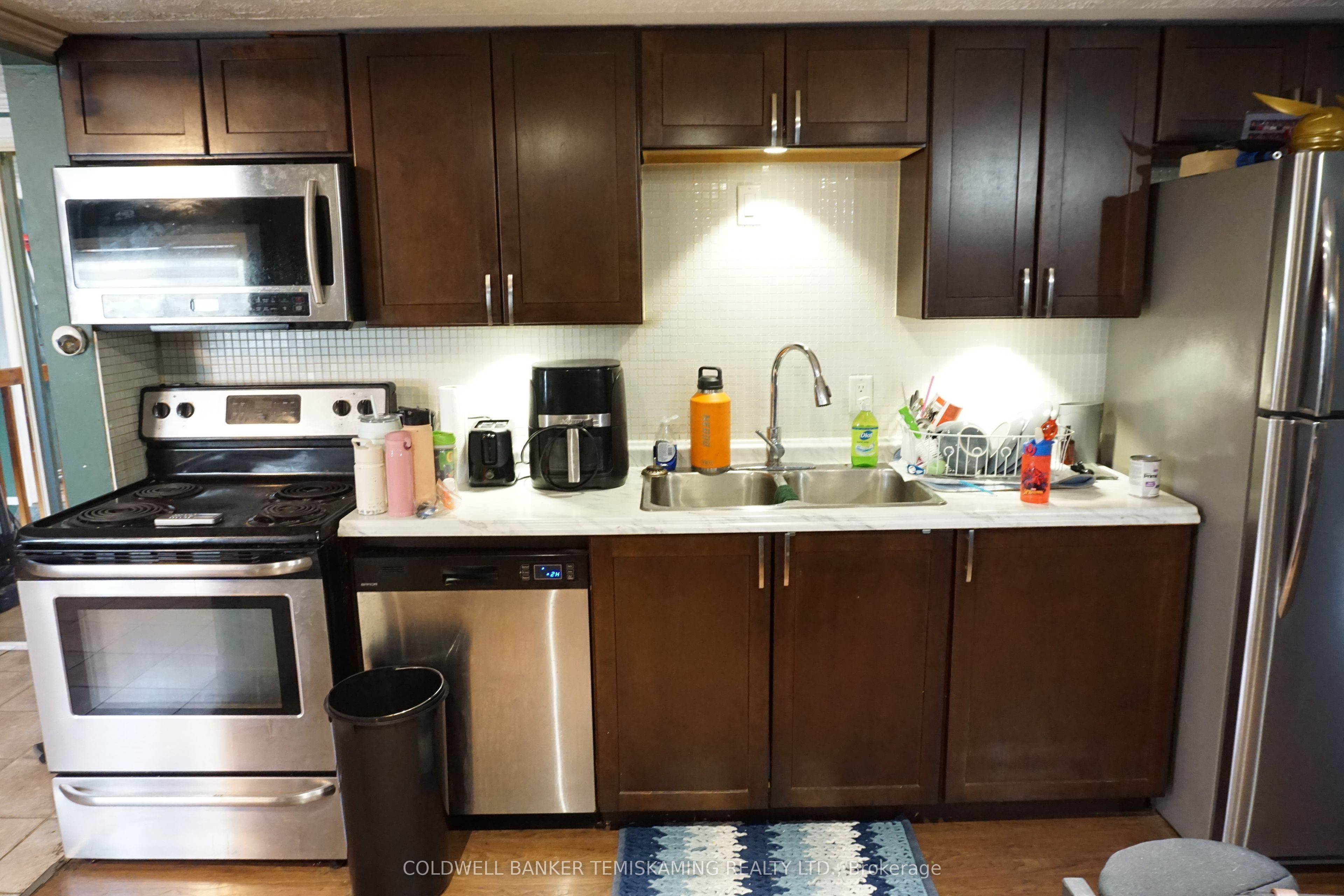102 King Street Property Photo 38