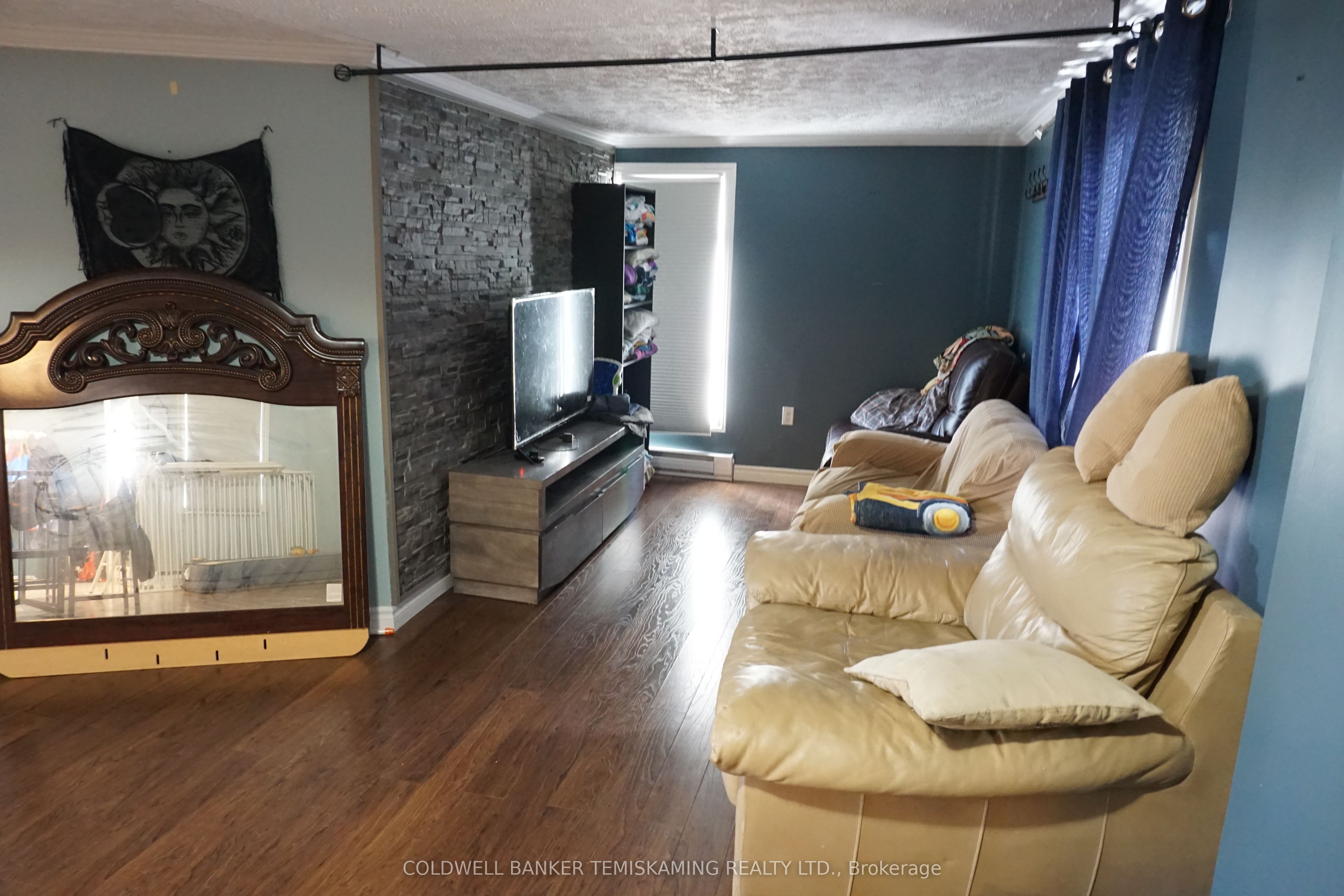 102 King Street Property Photo 39