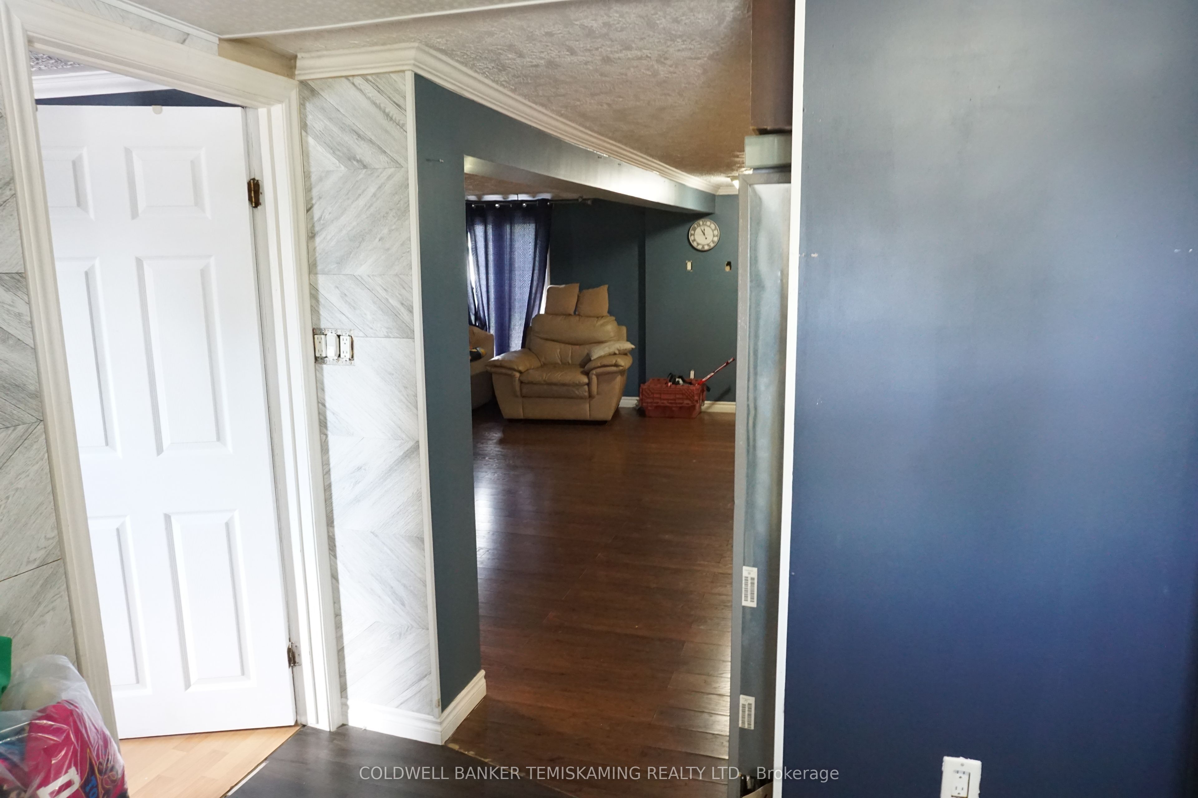 102 King Street Property Photo 41