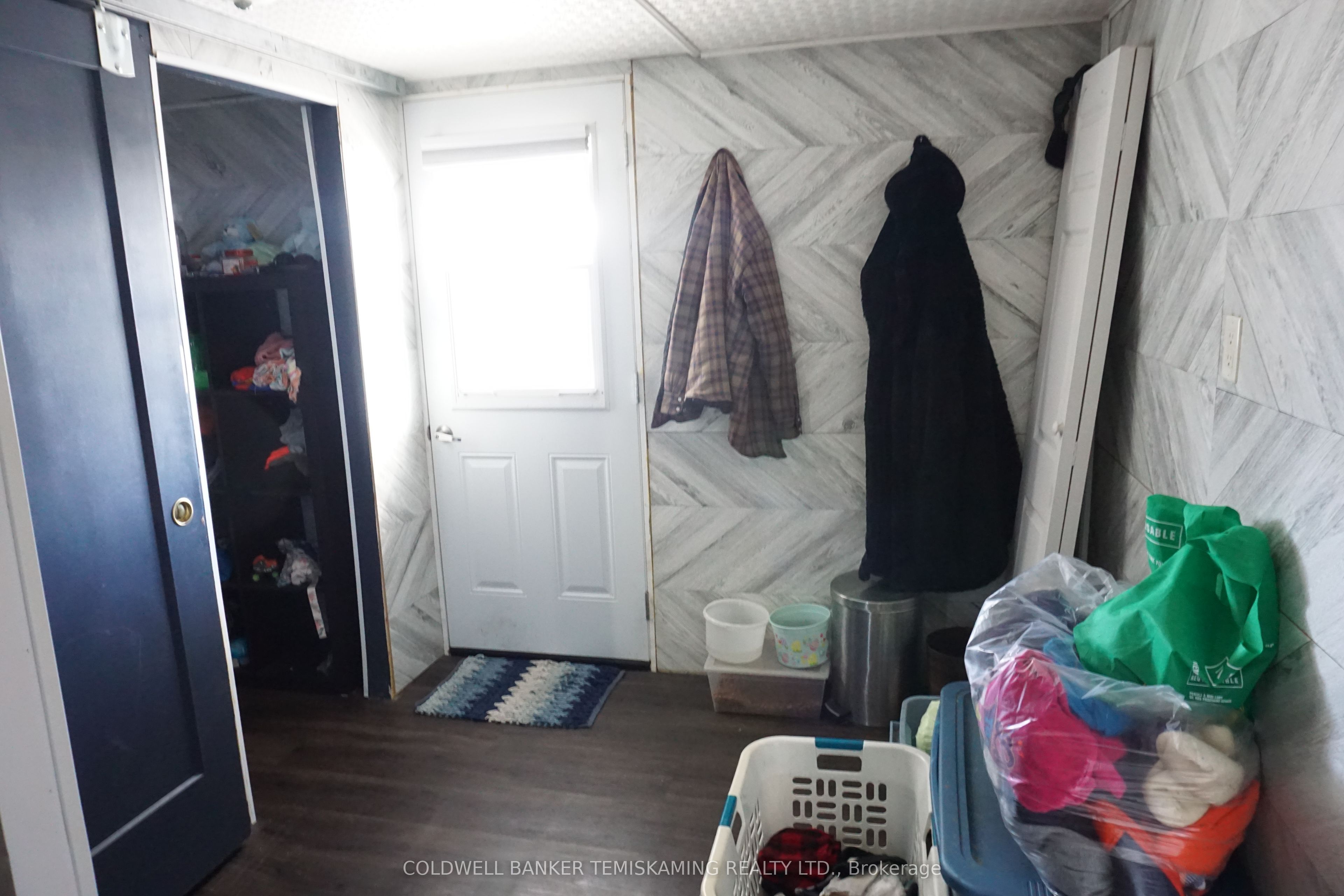 102 King Street Property Photo 42