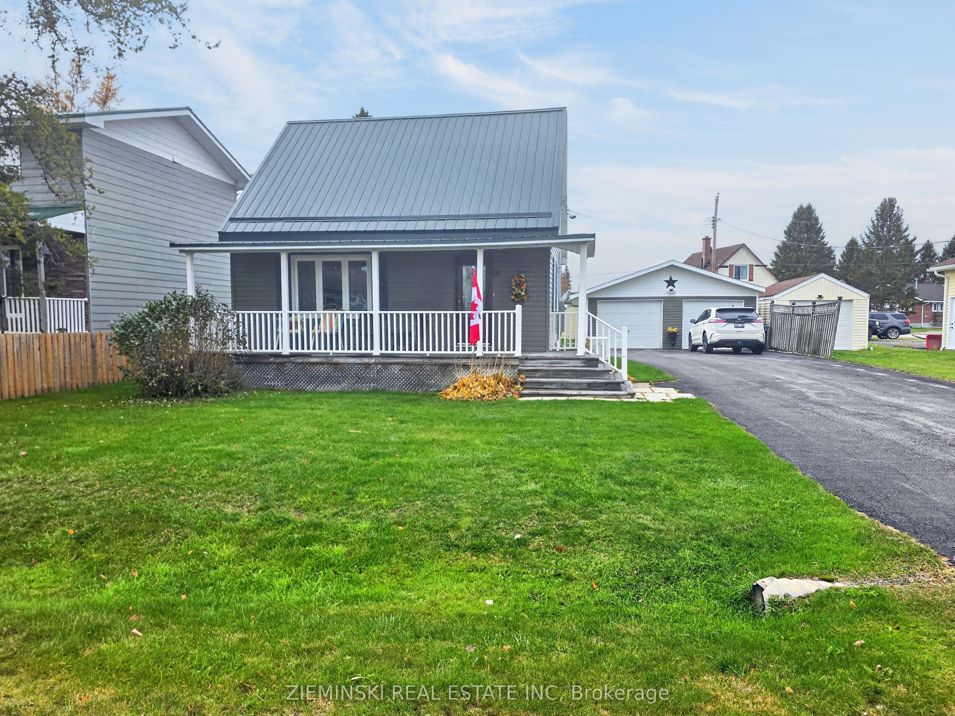 31 Quinn Crescent Property Photo 1